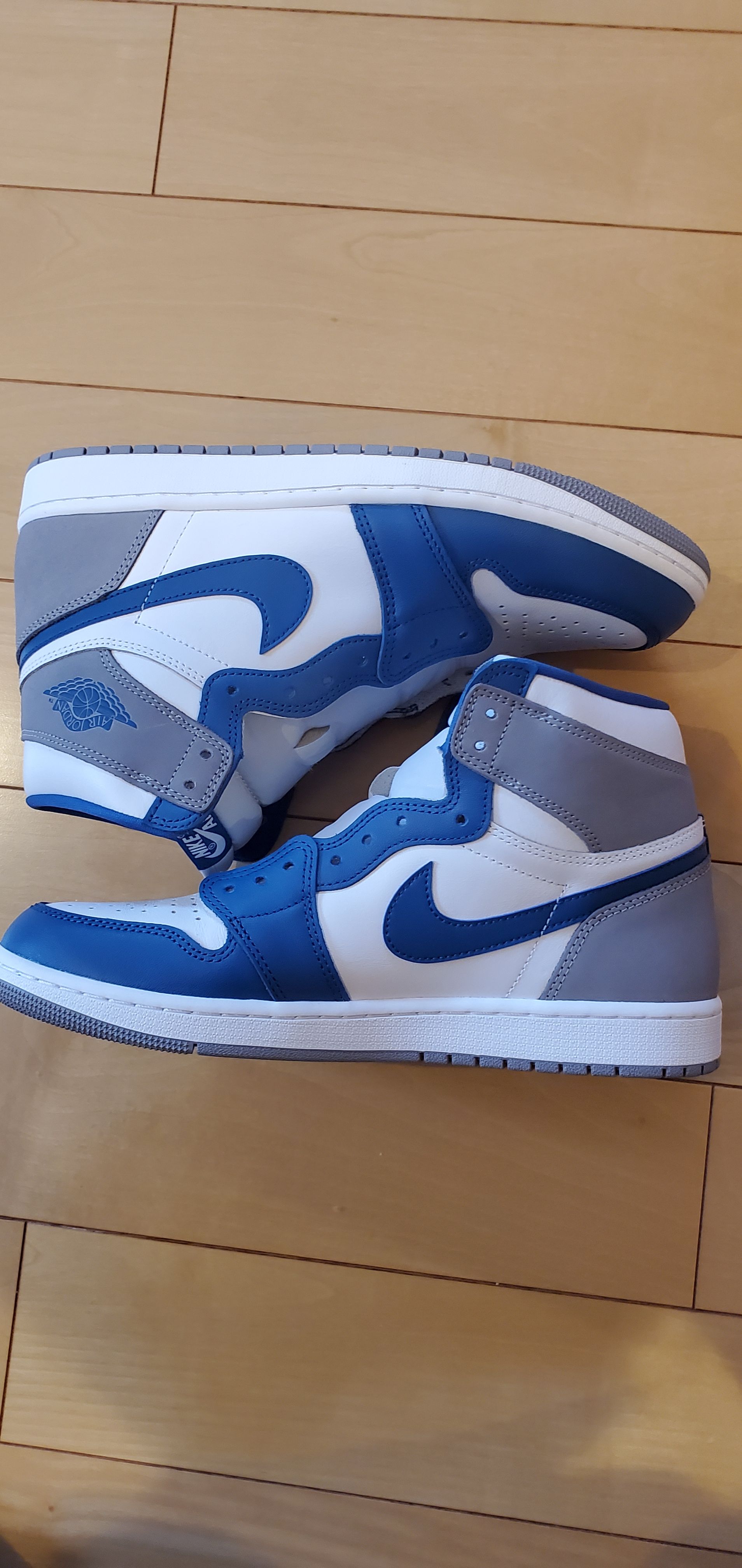 Nike Air Jordan 1 High OG "True Blue"