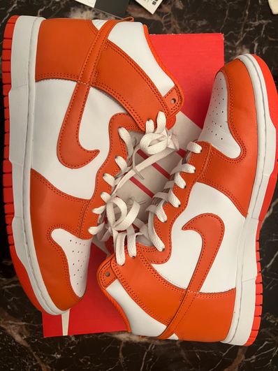 Nike Dunk High "Orange Blaze"