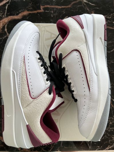 Nike Air Jordan 2 Retro Low "Cherrywood"
