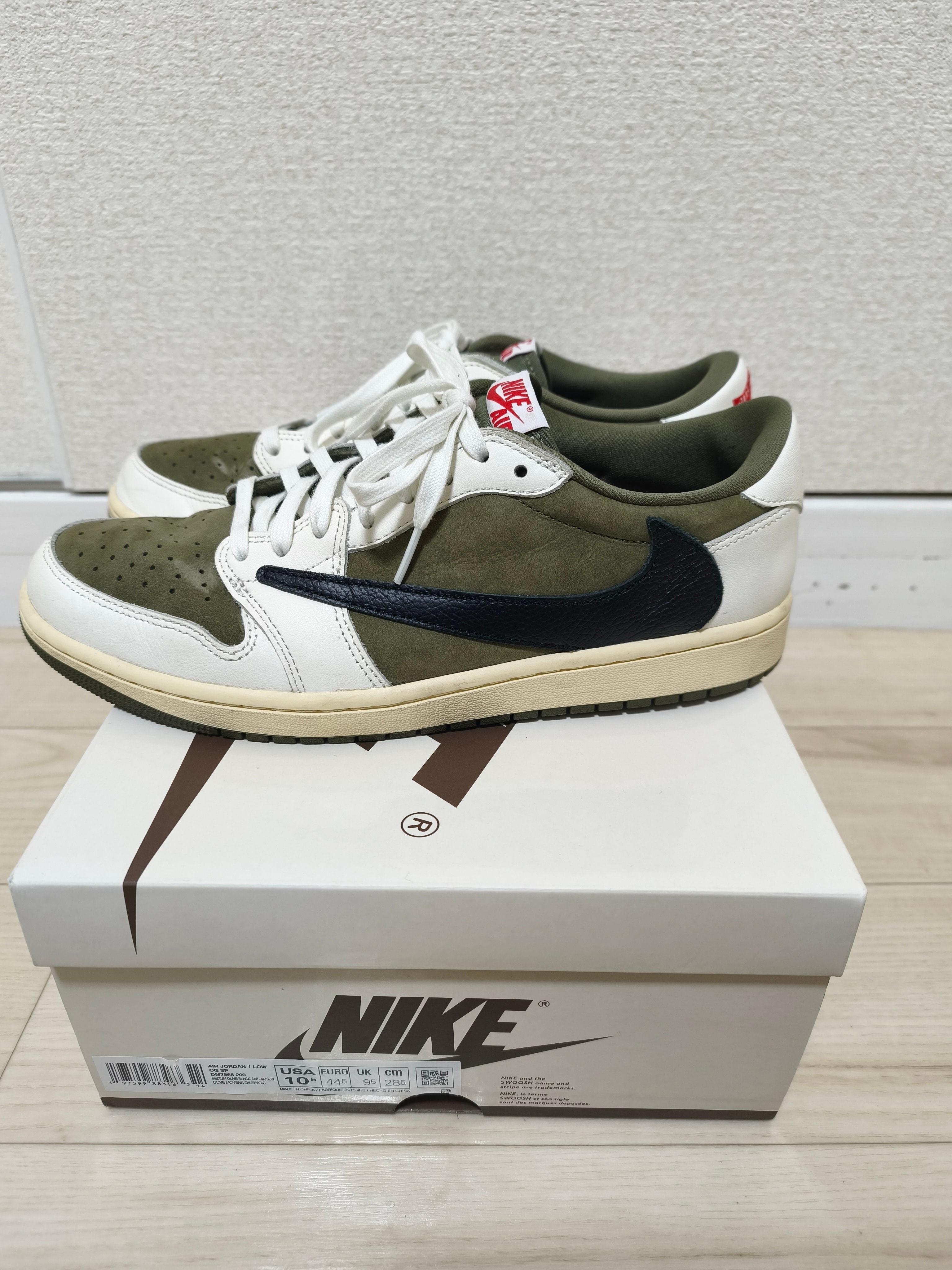 Travis Scott × Nike Air Jordan 1 Low OG SP "Reverse Olive"