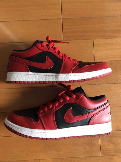Nike Air Jordan 1 Low "Varsity Red"