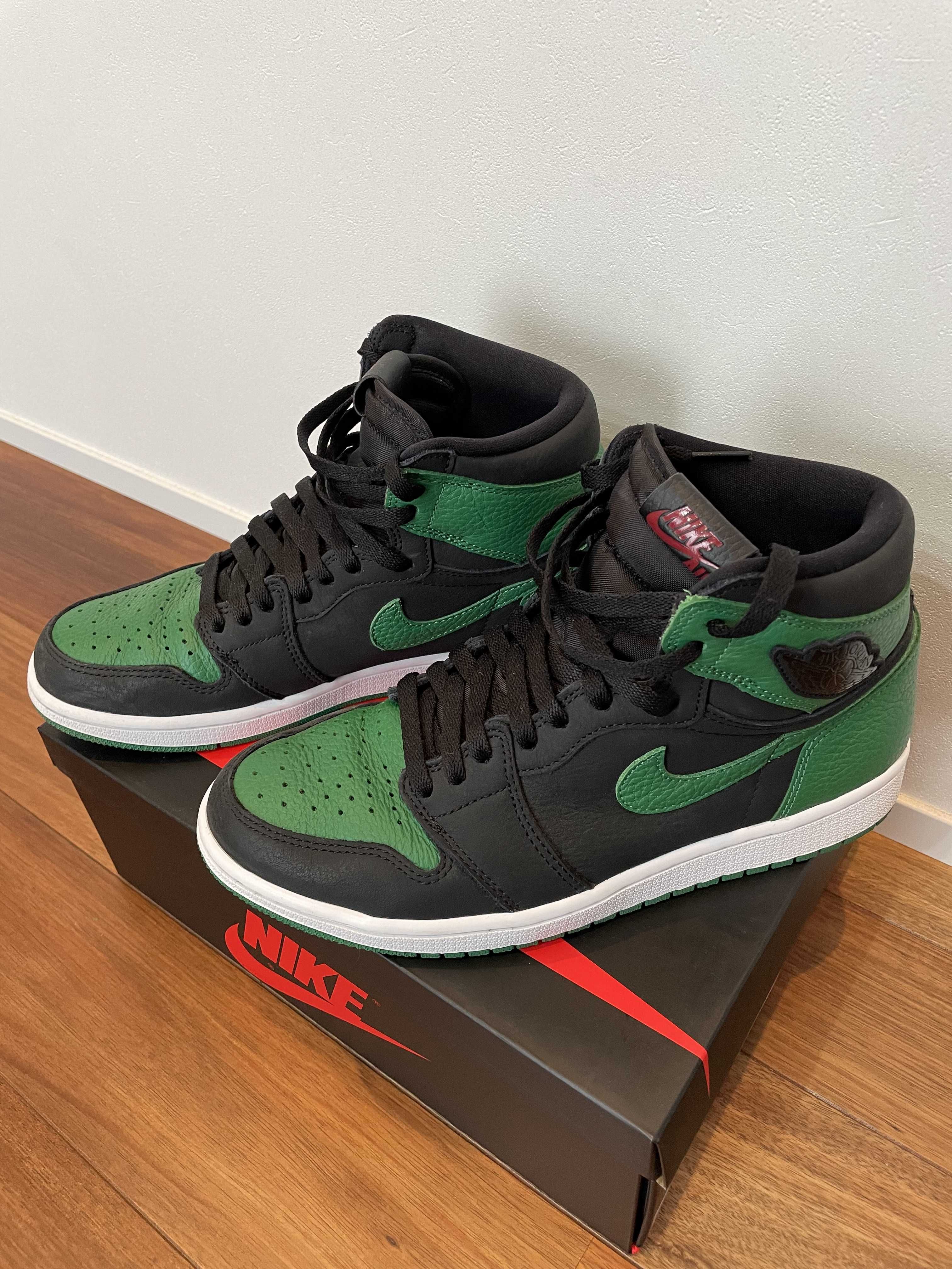 Nike Air Jordan 1 Retro High OG "Black/Pine Green" (2020)