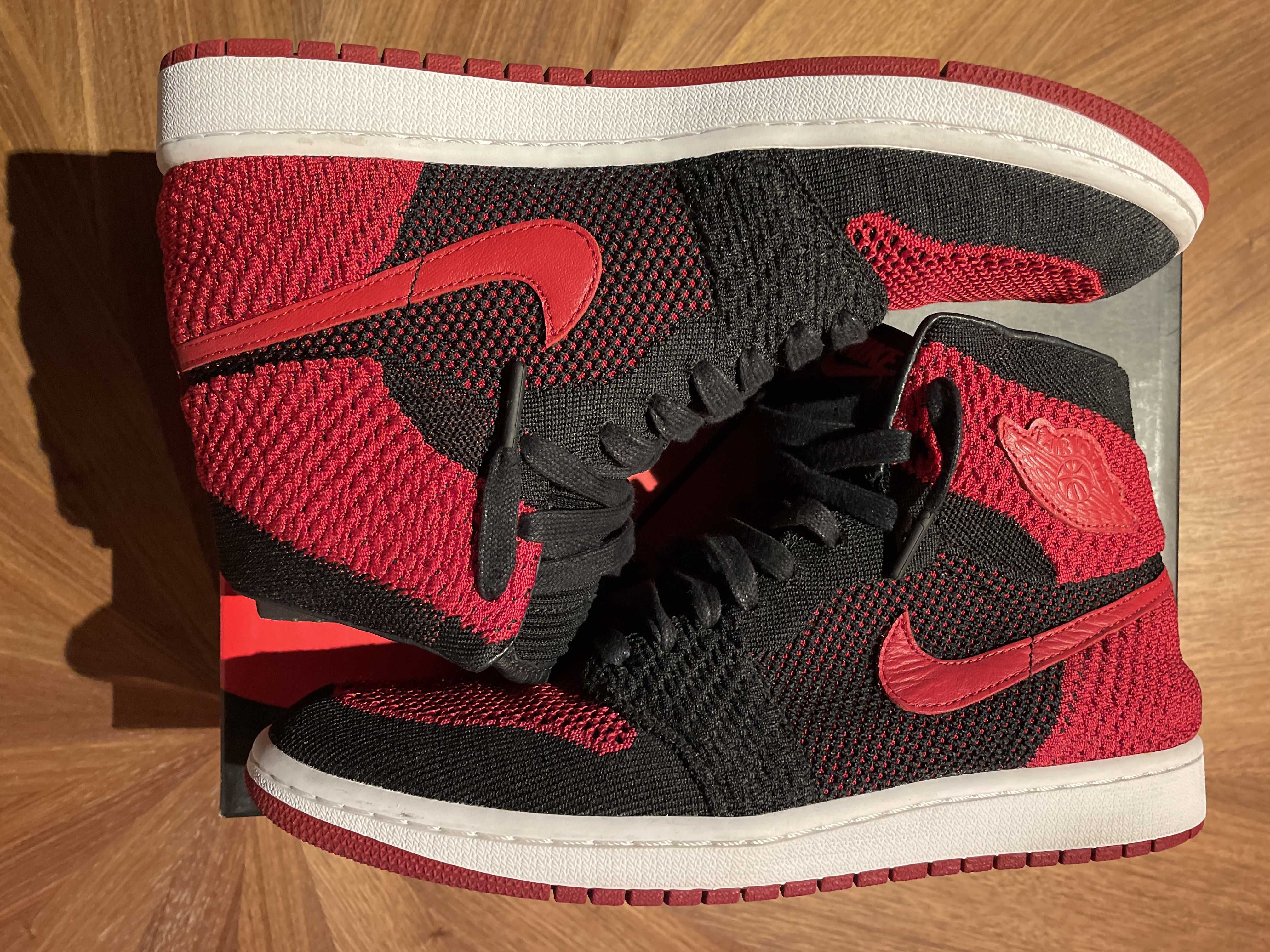 Nike Air Jordan 1 Retro High Flyknit "Bred"