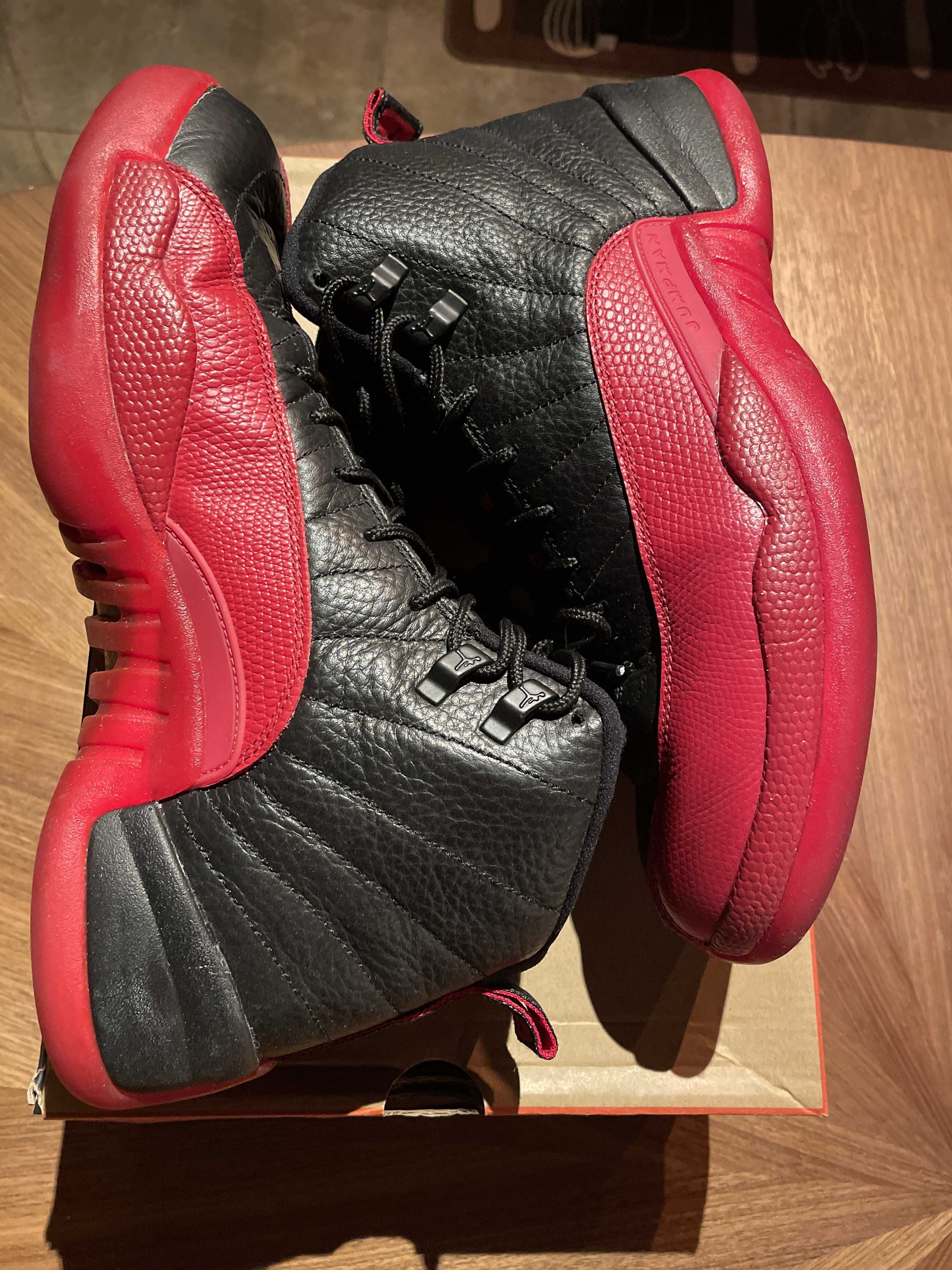 Nike Air Jordan 12 Retro "Flu Game/Black/Versity Red" (2016)