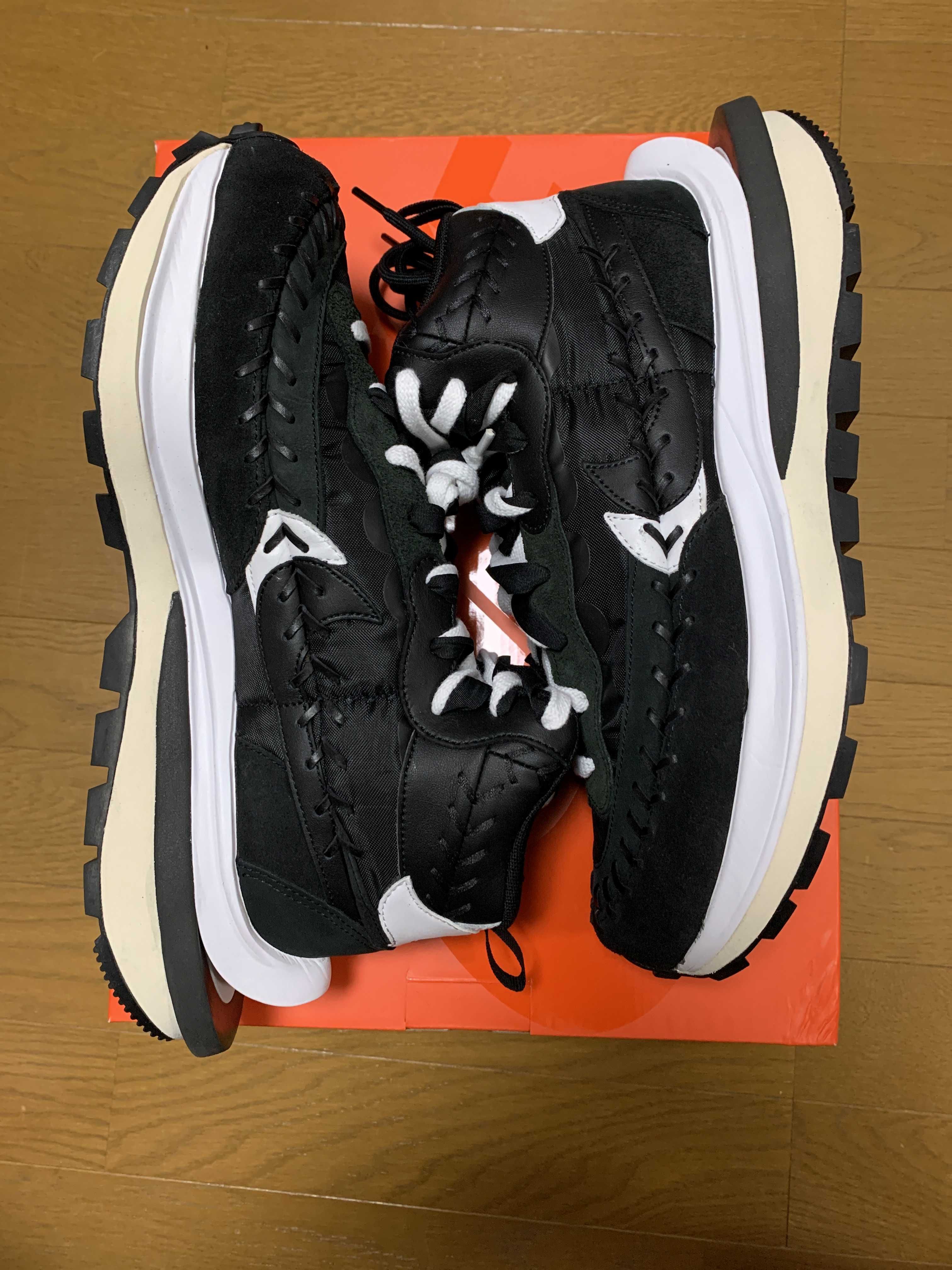 Jean-Paul Gaultier × sacai × Nike Vapor Waffle "Black/Black-White"