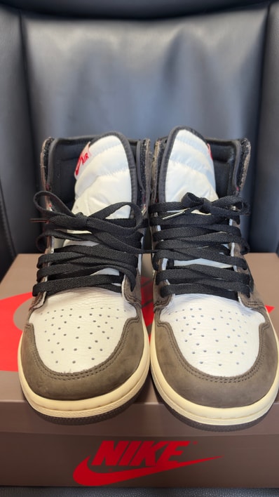 Travis Scott × Nike Air Jordan 1 Retro High OG TS SP "Sail/Dark Mocha"
