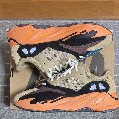adidas YEEZY Boost 700 "Enflame Amber"