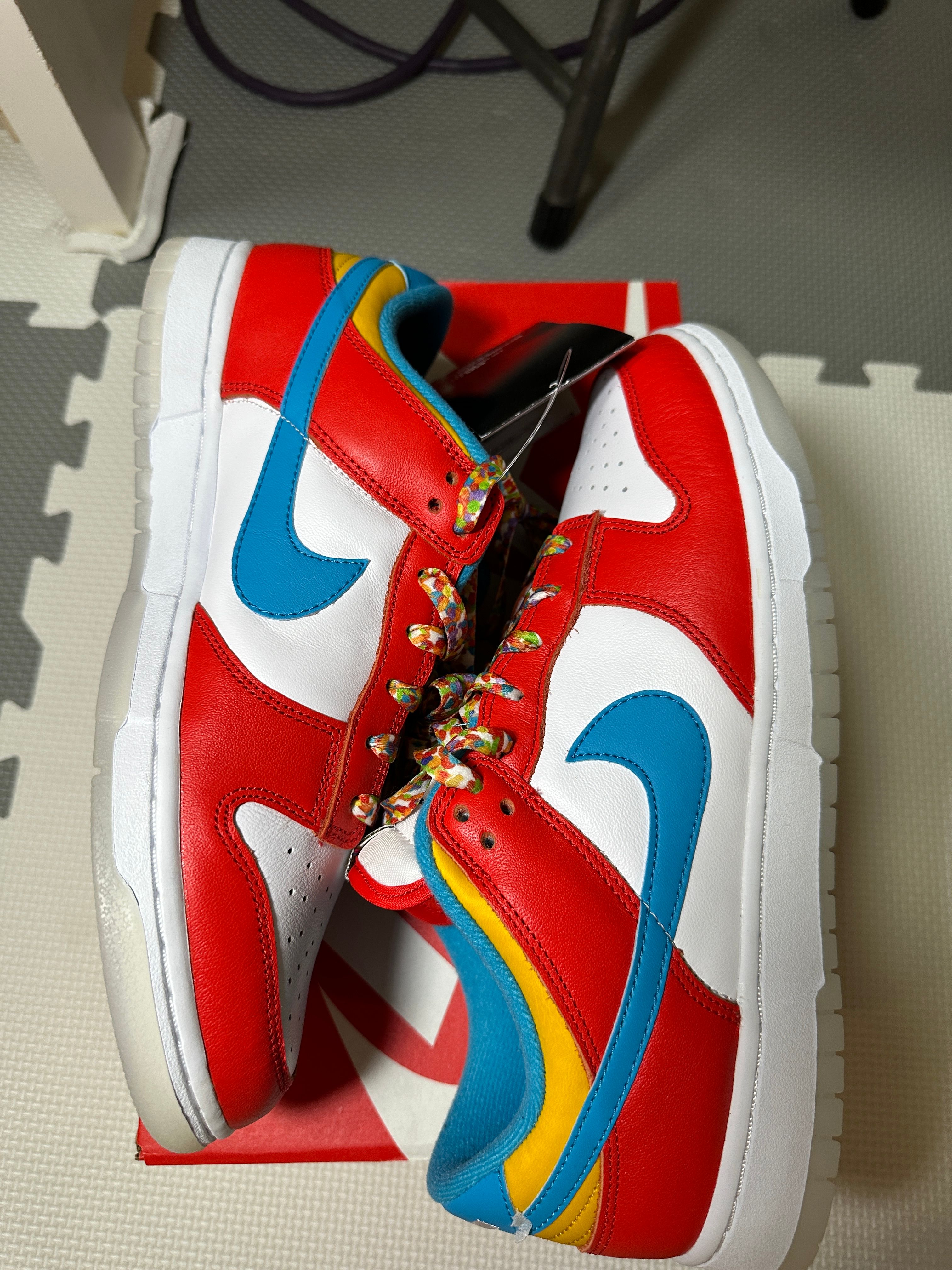 FRUiTY PEBBLESTM × Nike Dunk Low QS "Habanero Red/Dark Sulfur/Laser Blue"