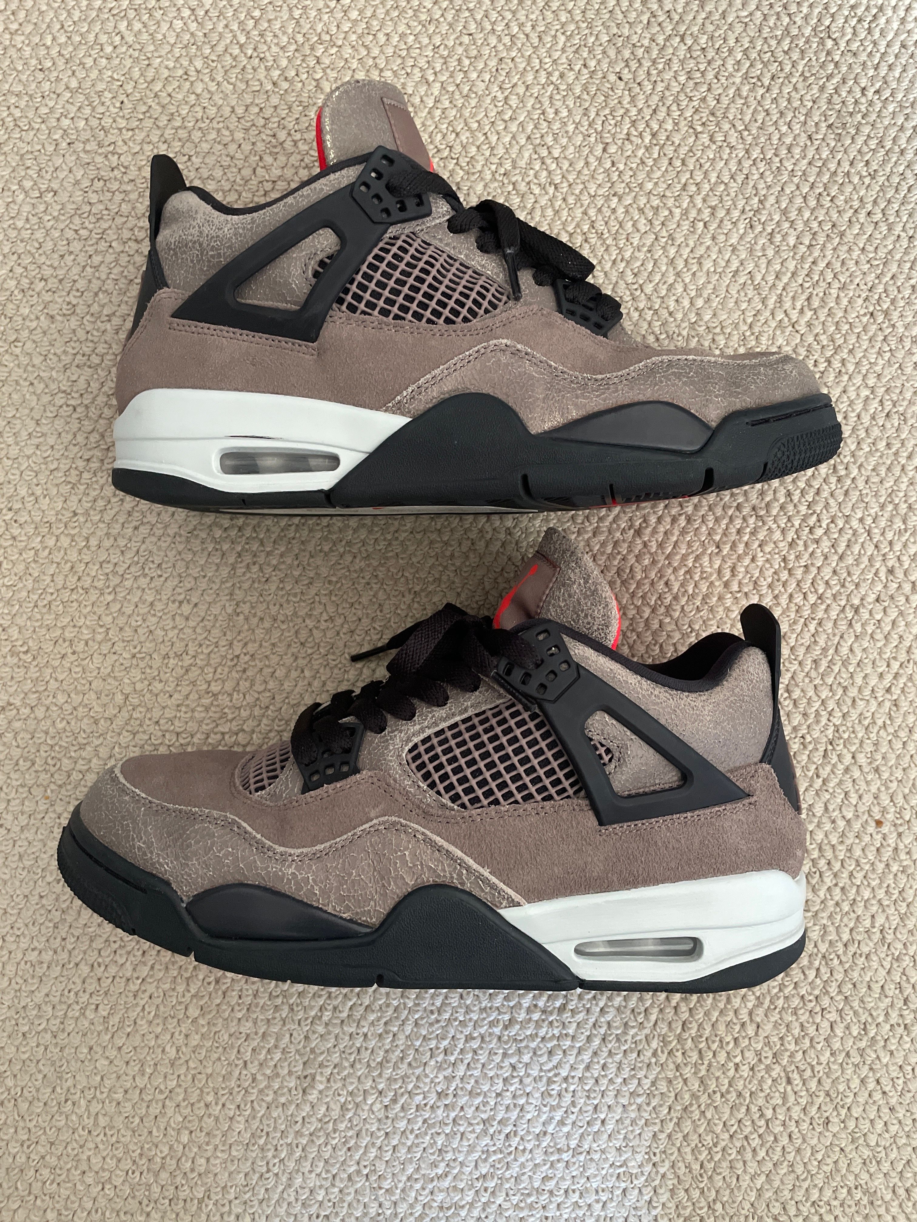 Nike Air Jordan 4 "Taupe Haze"   