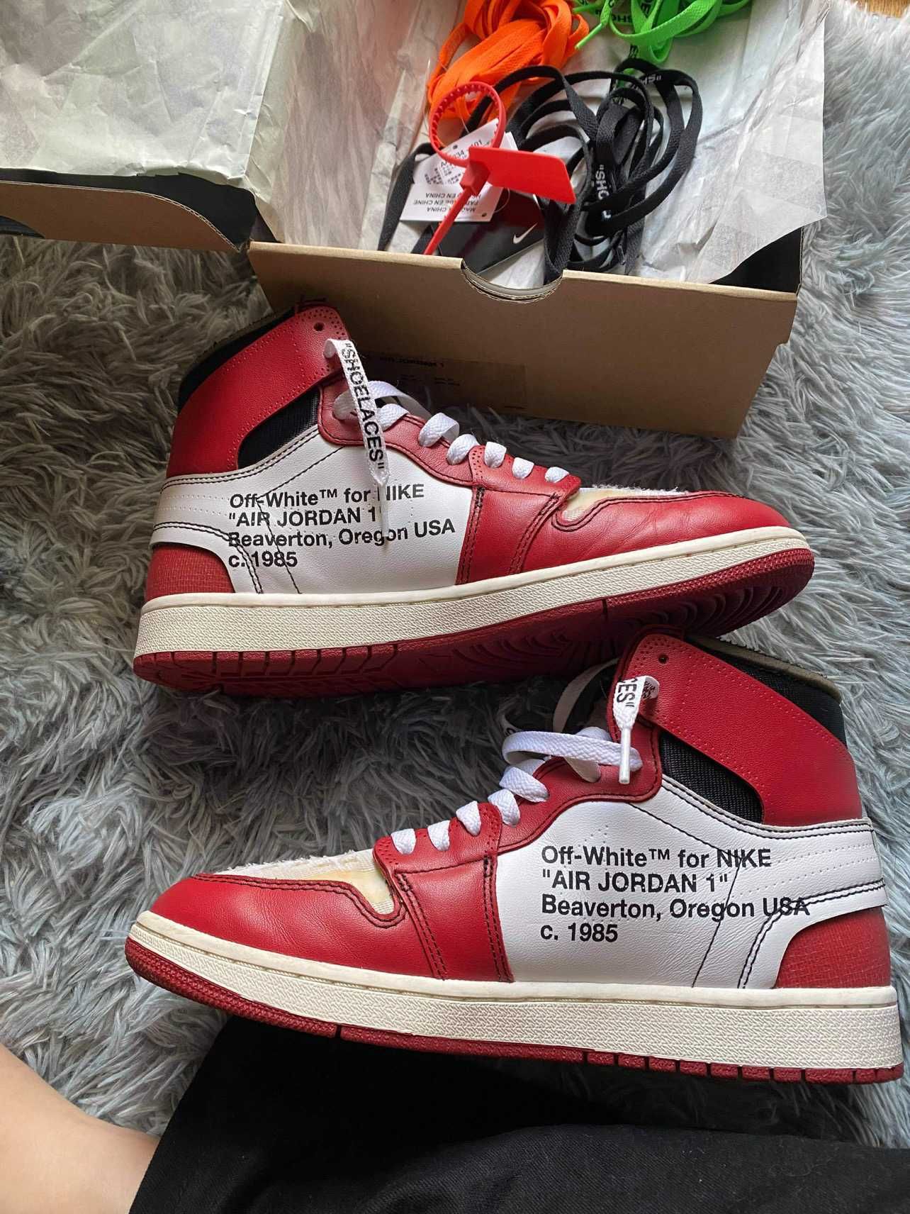 Off-White × Nike Air Jordan 1 Retro High The Ten "Chicago"