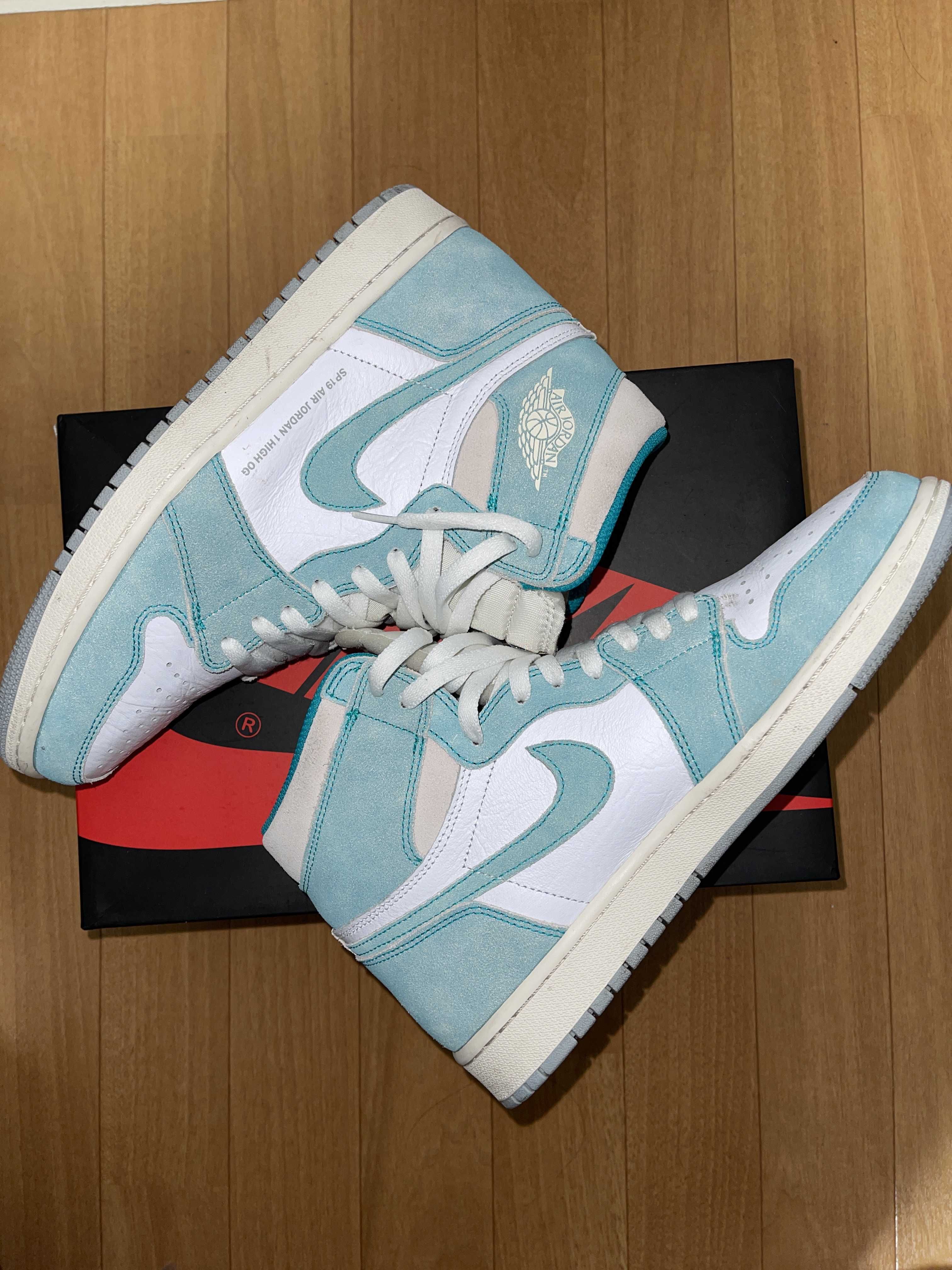 Nike Air Jordan 1 Retro High OG "Turbo Green"