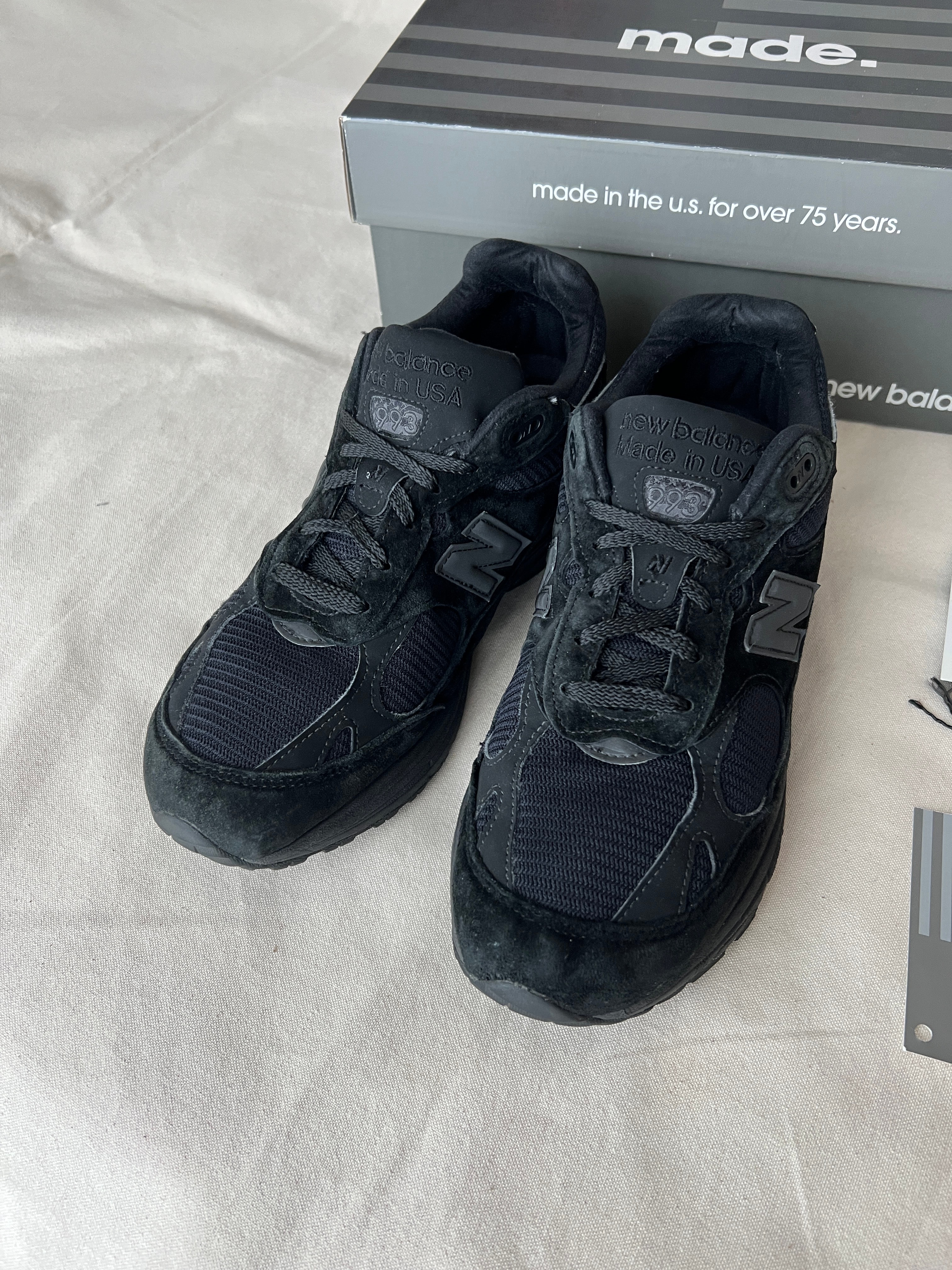 ニューバランス 993 "トリプルブラック"