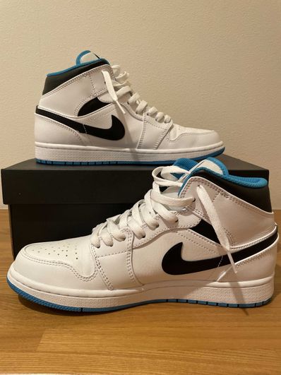Nike Air Jordan 1 Mid "White/Laser blue"