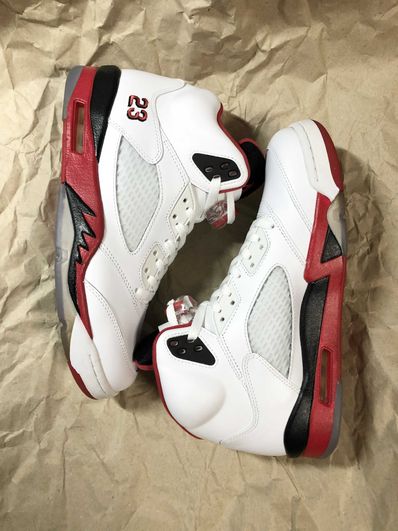 Nike Air Jordan 5 Retro "Fire Red/Black Tongue" (2013)