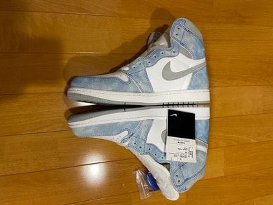 Nike Air Jordan 1 High OG "Hyper Royal"