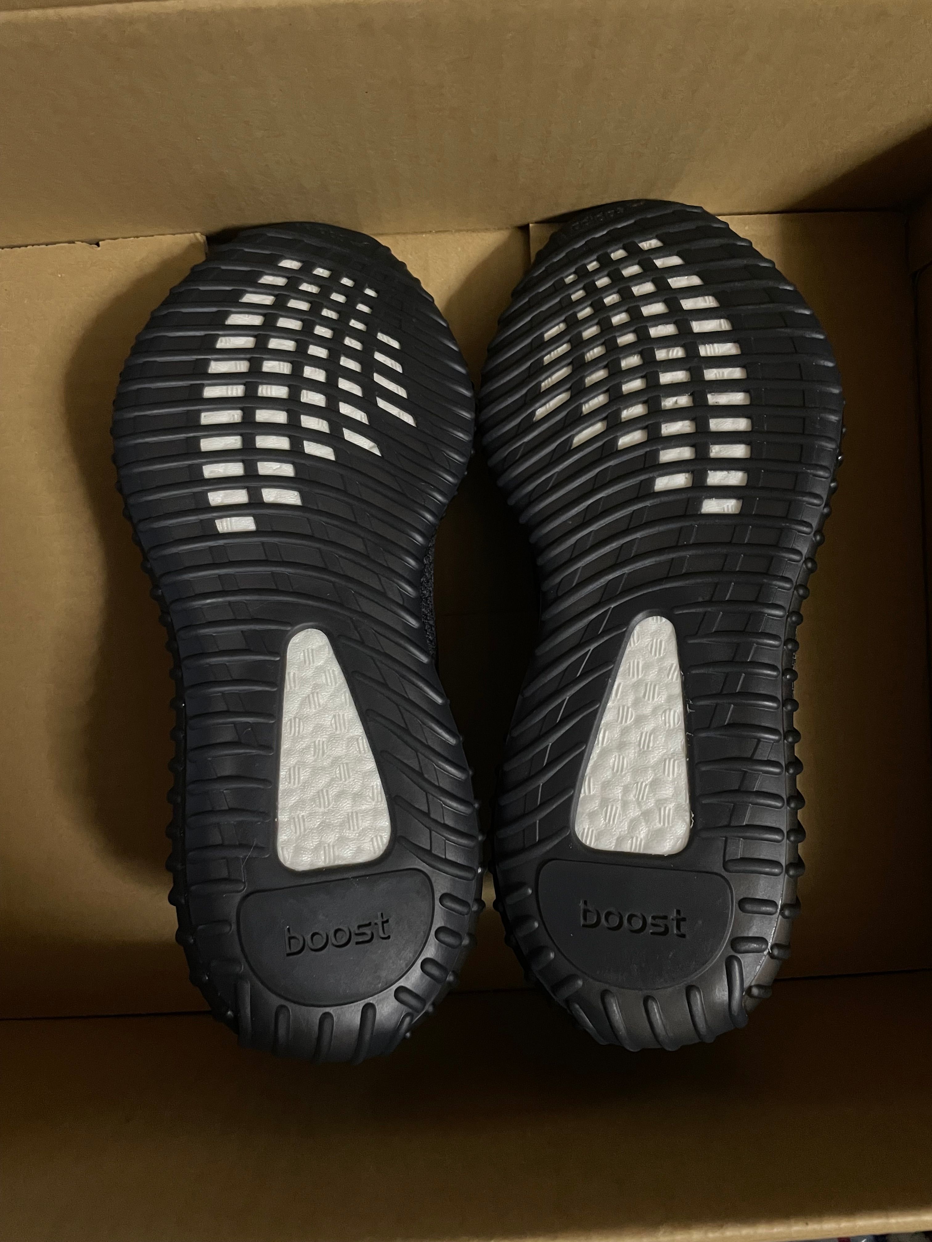 adidas YEEZY Boost 350 V2 "Black"