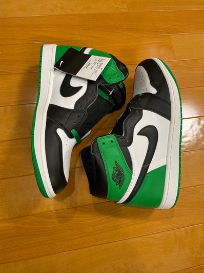 Nike Air Jordan 1 Retro High OG "Celtics/Black and Lucky Green" (2023)