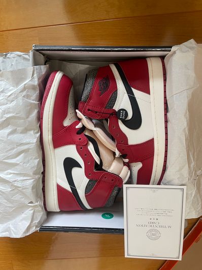 Nike Air Jordan 1 High OG "Lost & Found/Chicago"