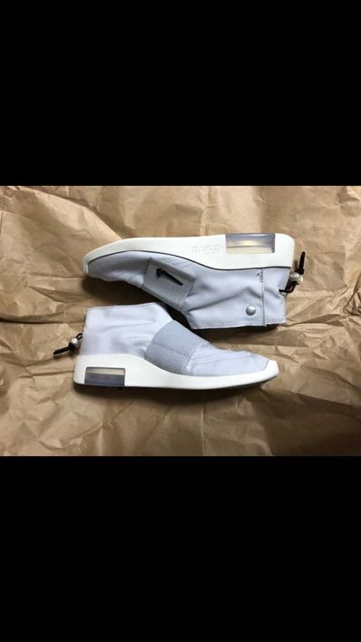 Fear Of God × Nike Air Moccasin "Pure Platinum"
