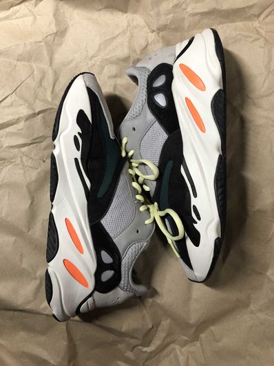adidas YEEZY Boost 700 "Wave Runner"