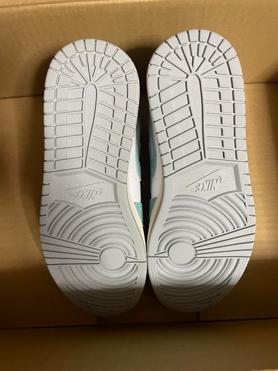 Nike Air Jordan 1 Retro High OG "Turbo Green"