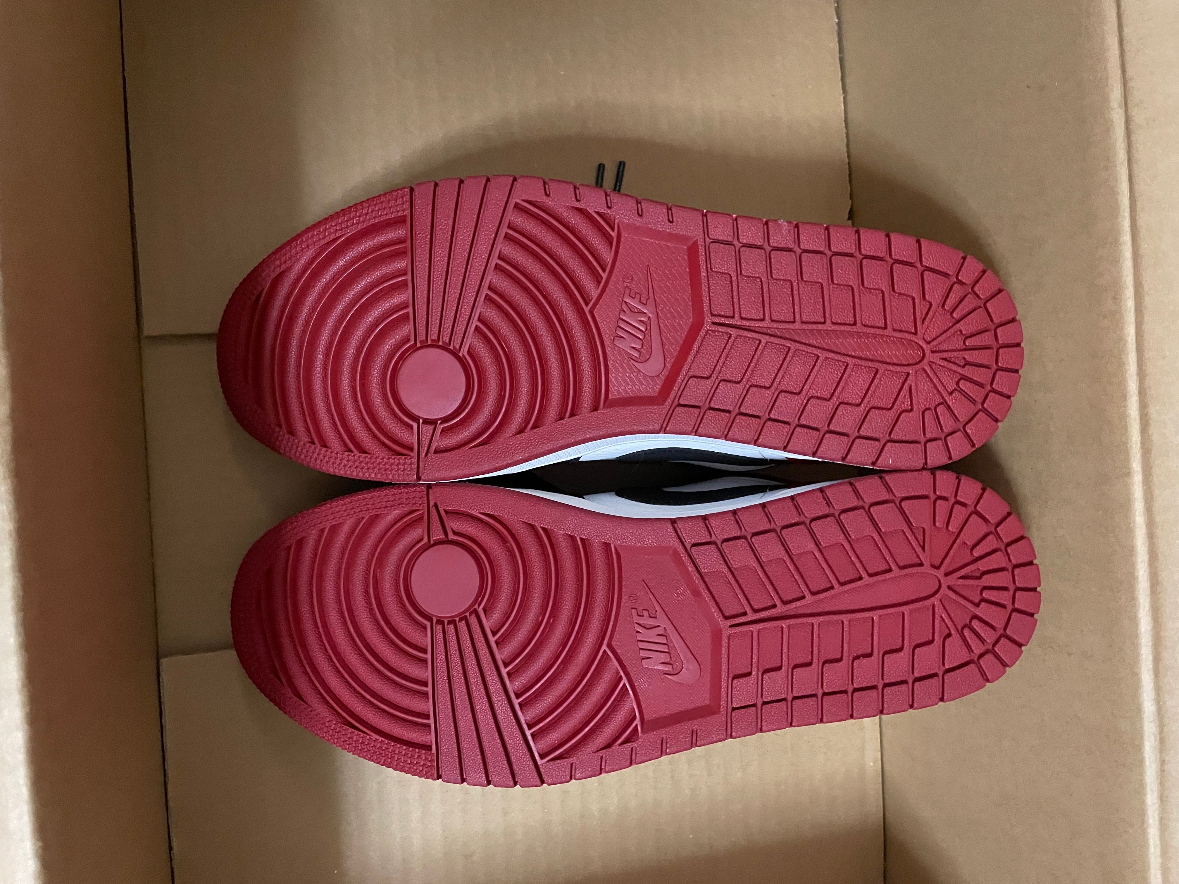 Nike Air Jordan 1 Low "Black Toe"