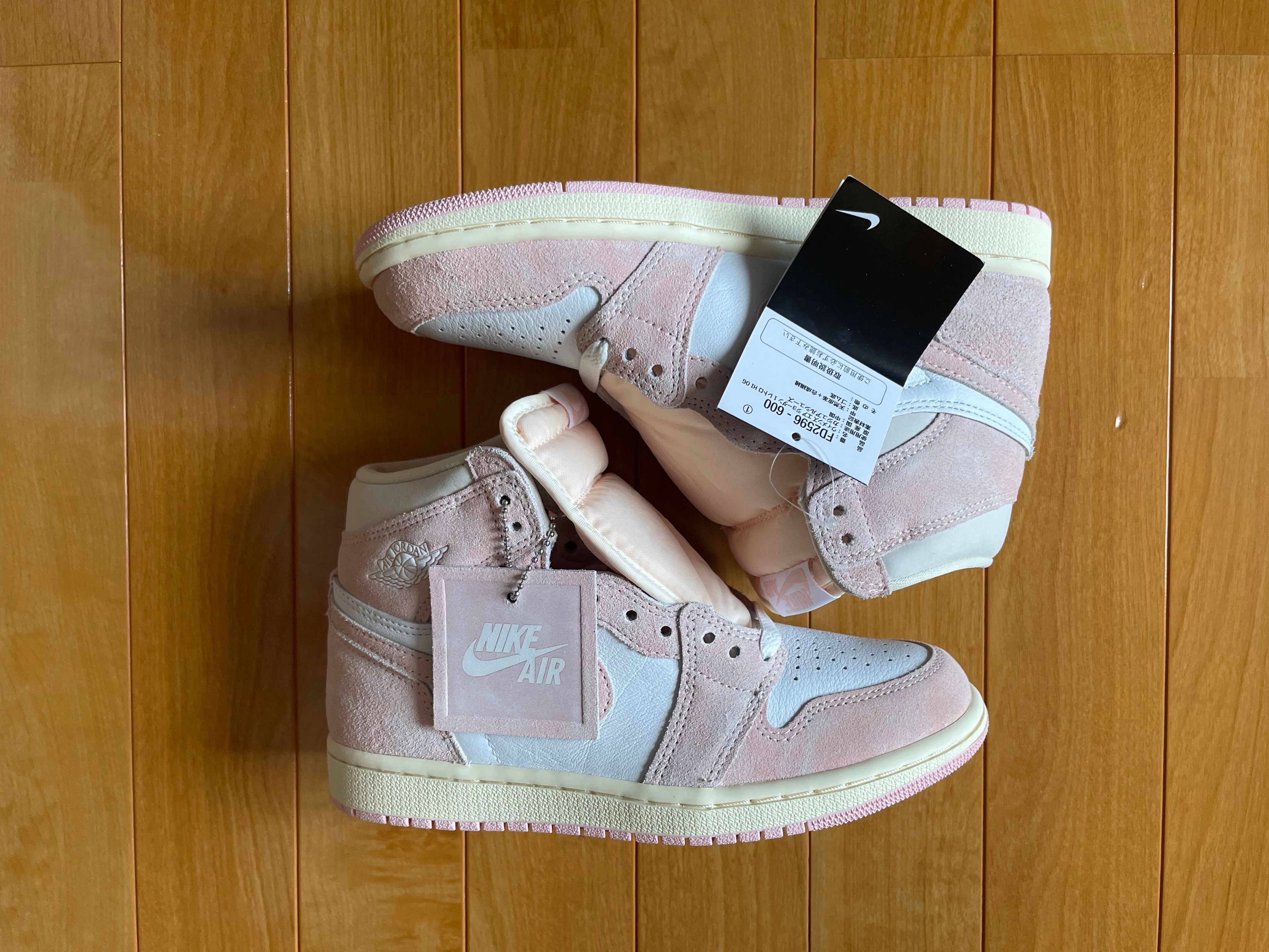 Nike Women's Air Jordan 1 Retro High OG "Washed Pink"