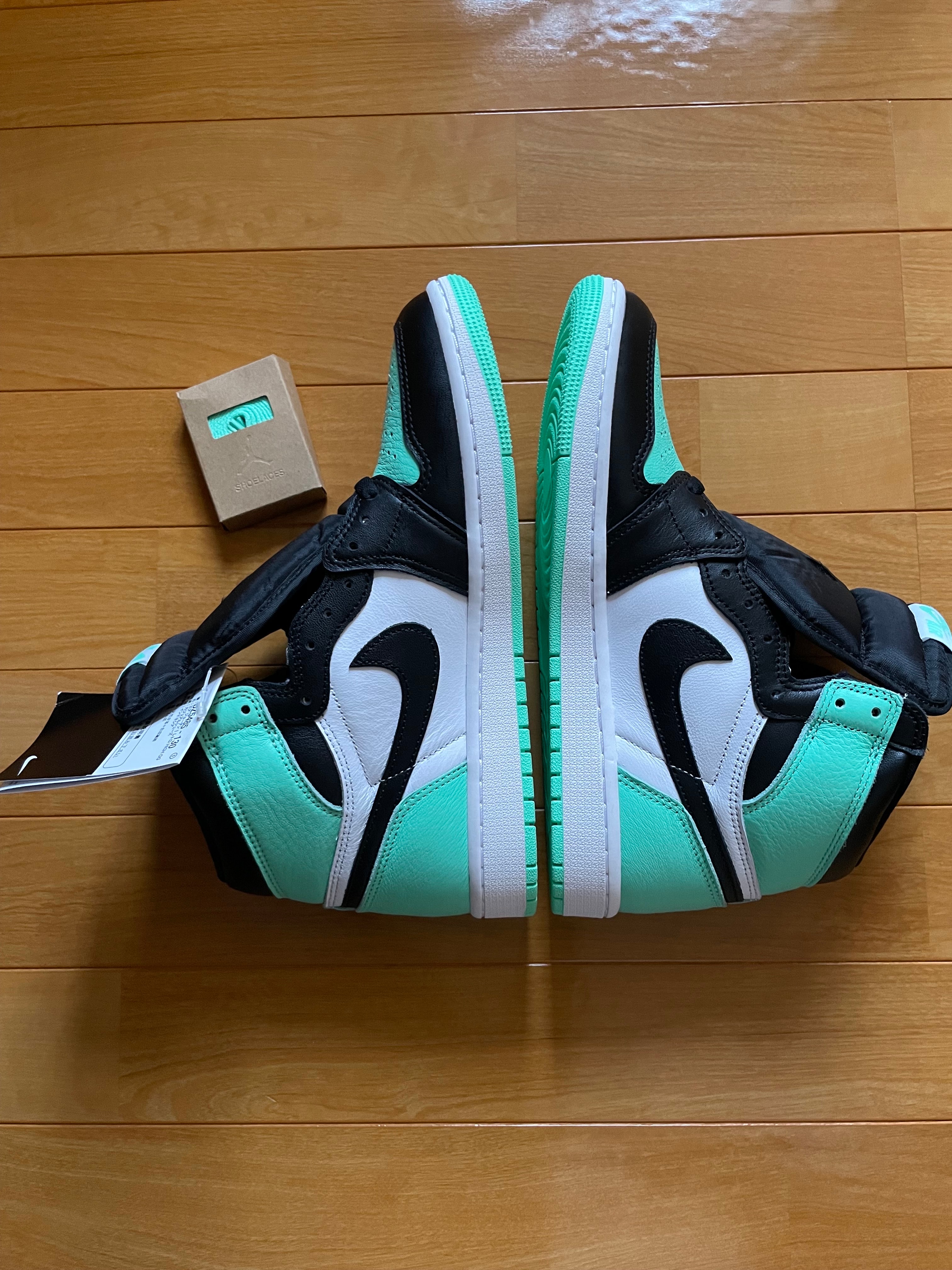 Nike Air Jordan 1 High OG "Green Glow"