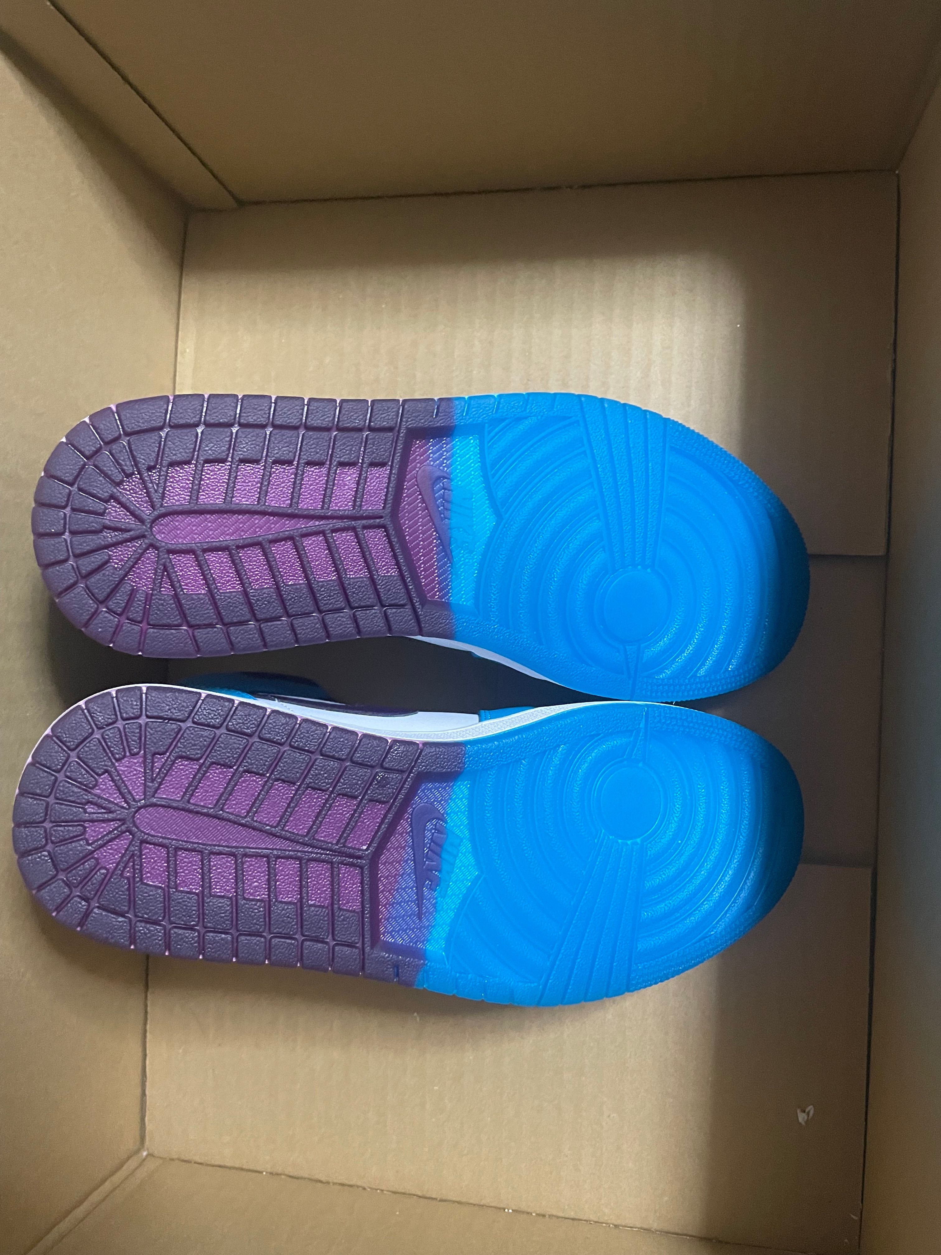 NIKE AIR JORDAN 1 MID HORNETS