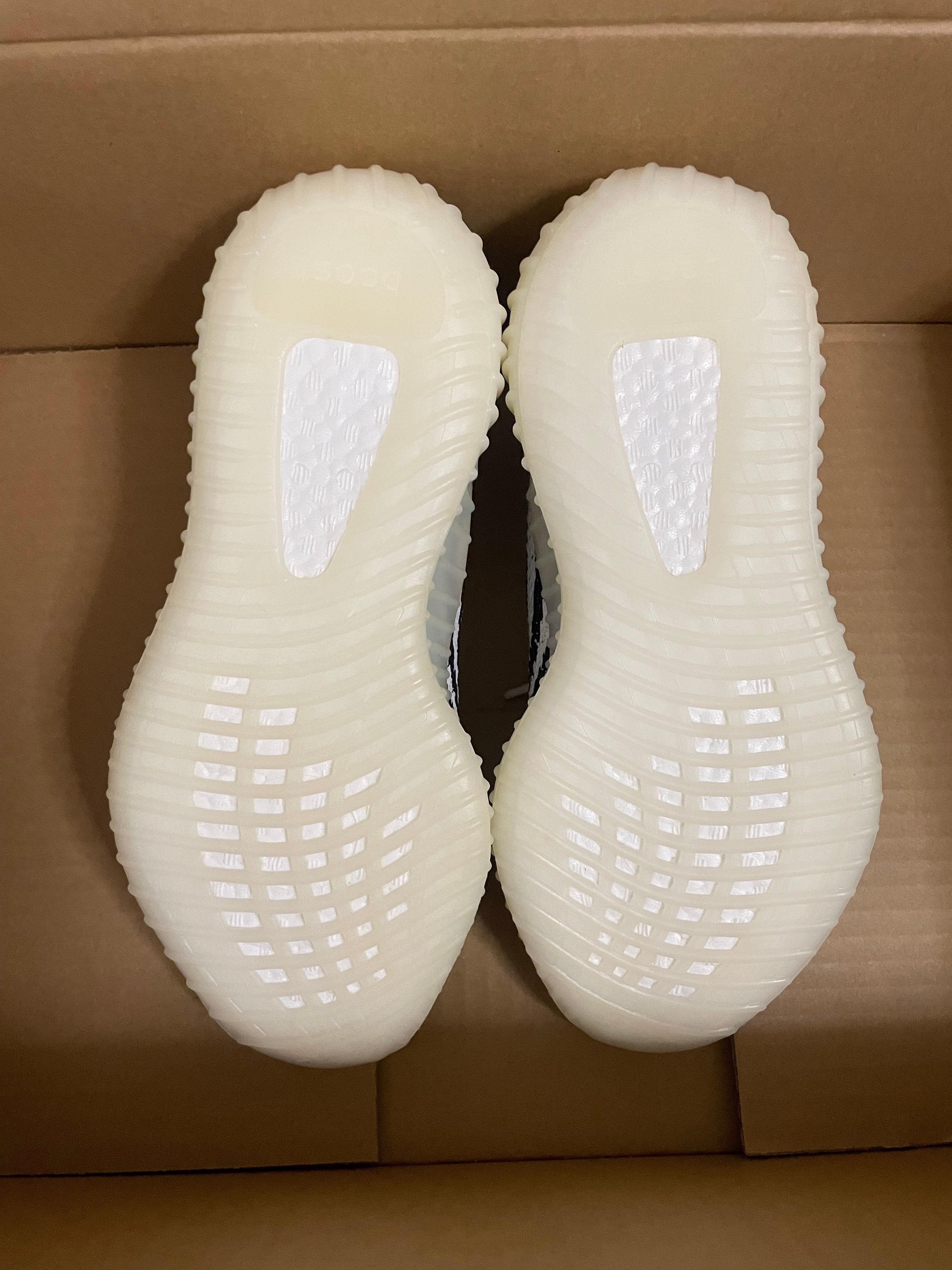 adidas YEEZY Boost 350 V2 "Zebra"