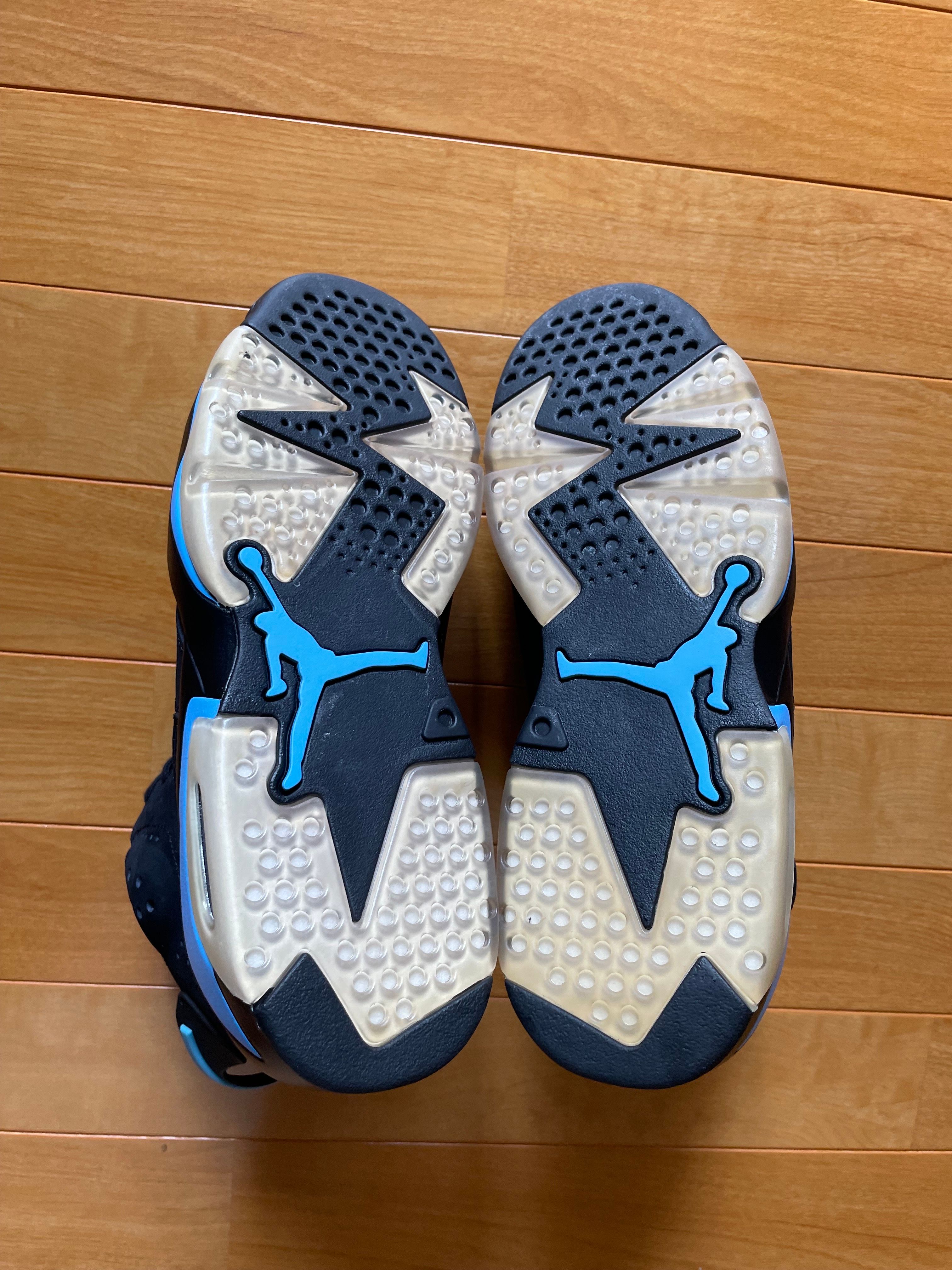 NIKE AIR JORDAN 6 RETRO "UNC"