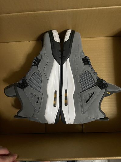 Nike Air Jordan 4 "Cool Grey"
