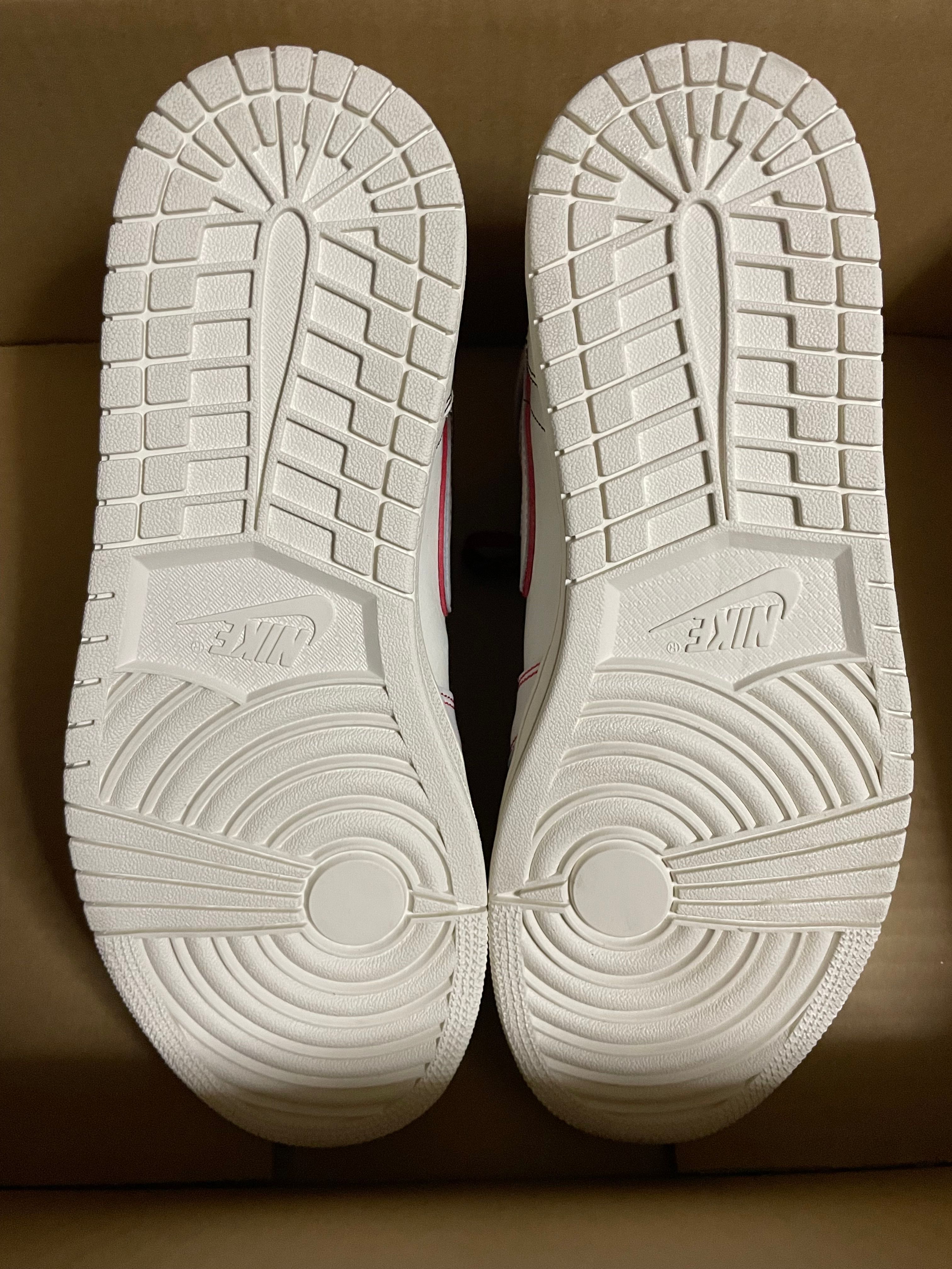 Nike Air Jordan 1 Retro High OG "Sail/University Red"     