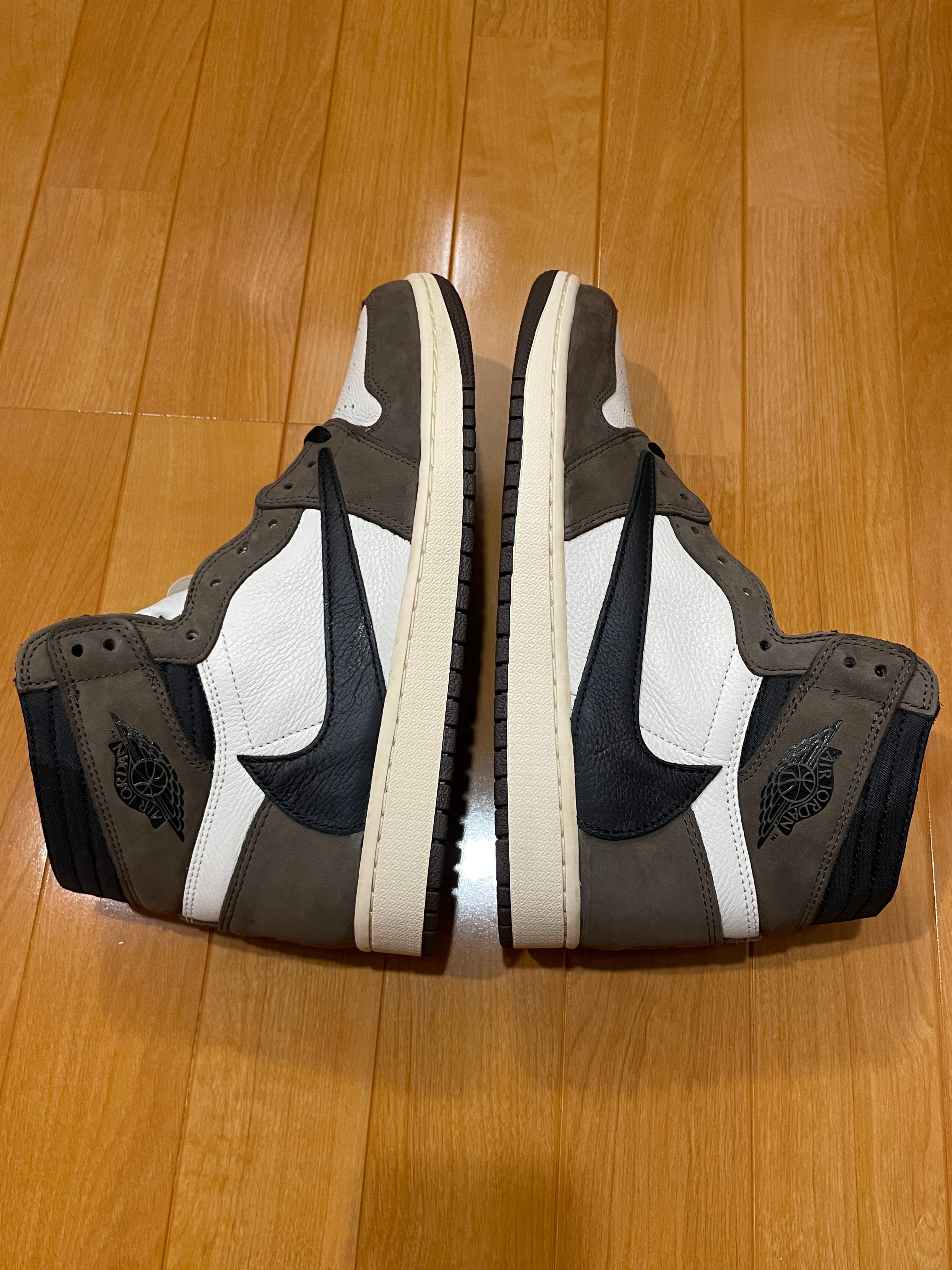 Travis Scott × Nike Air Jordan 1 Retro High OG TS SP "Sail/Dark Mocha"