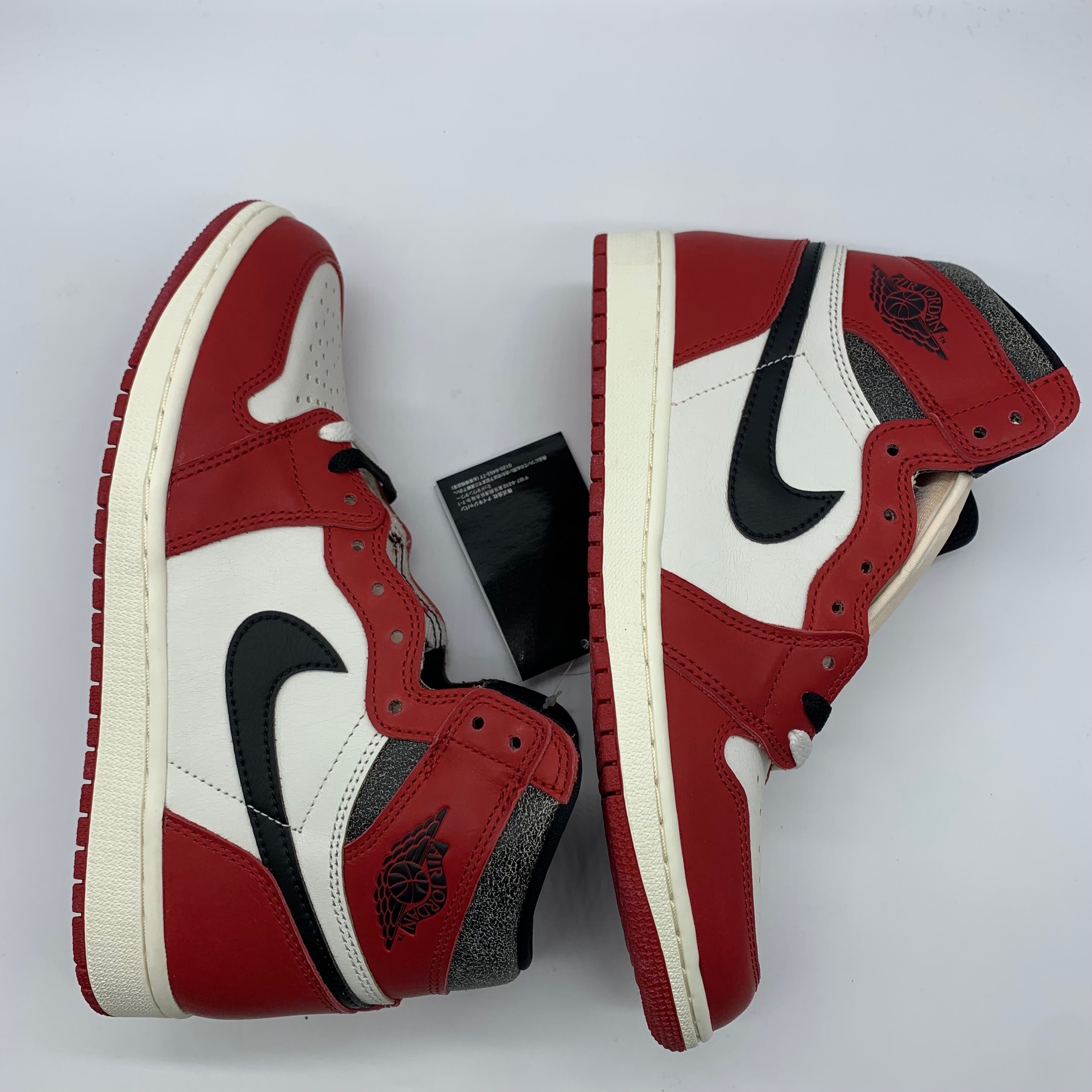 Nike Air Jordan 1 High OG "Lost & Found/Chicago"