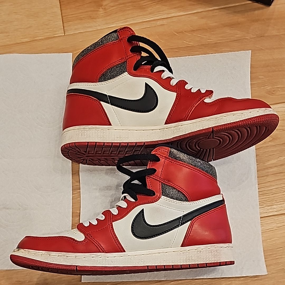 Nike Air Jordan 1 High OG "Lost & Found/Chicago"