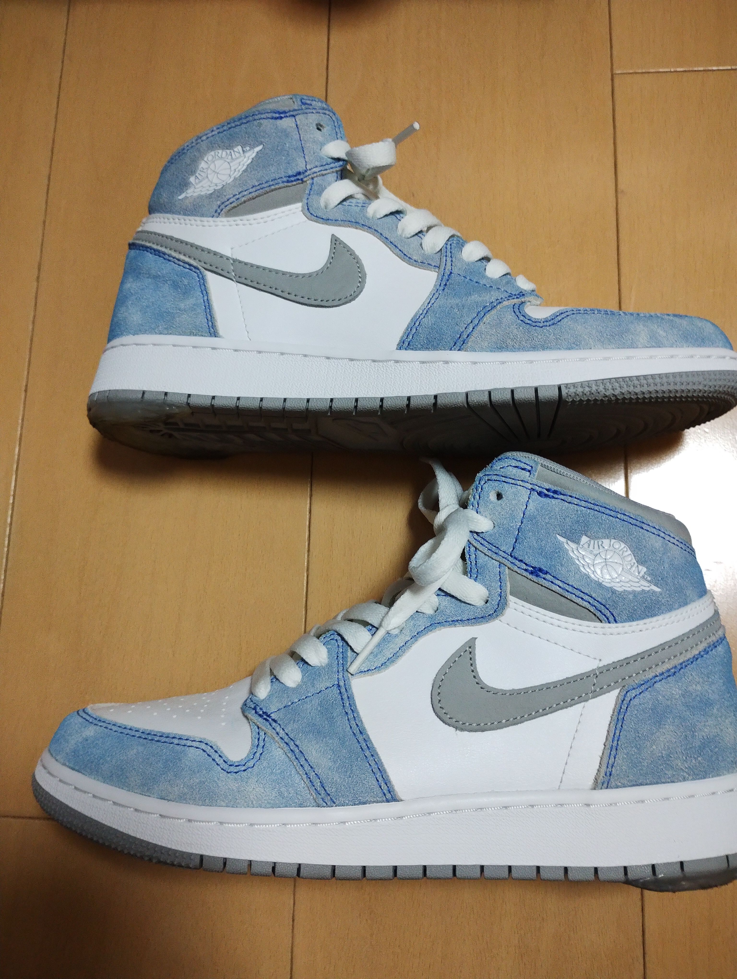 Nike GS Air Jordan 1 High OG "Hyper Royal"