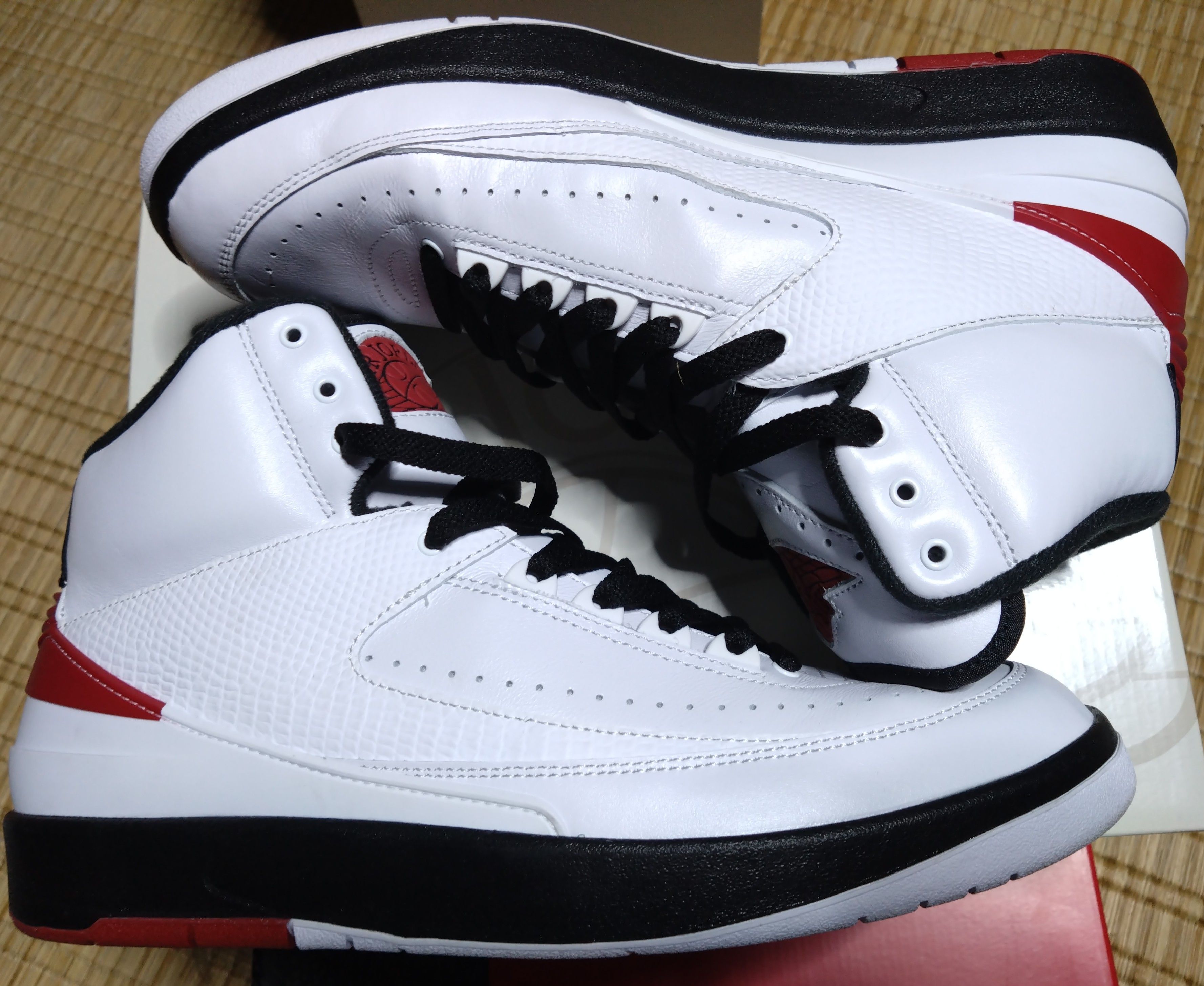 Nike Air Jordan 2 OG "Chicago"(2022)