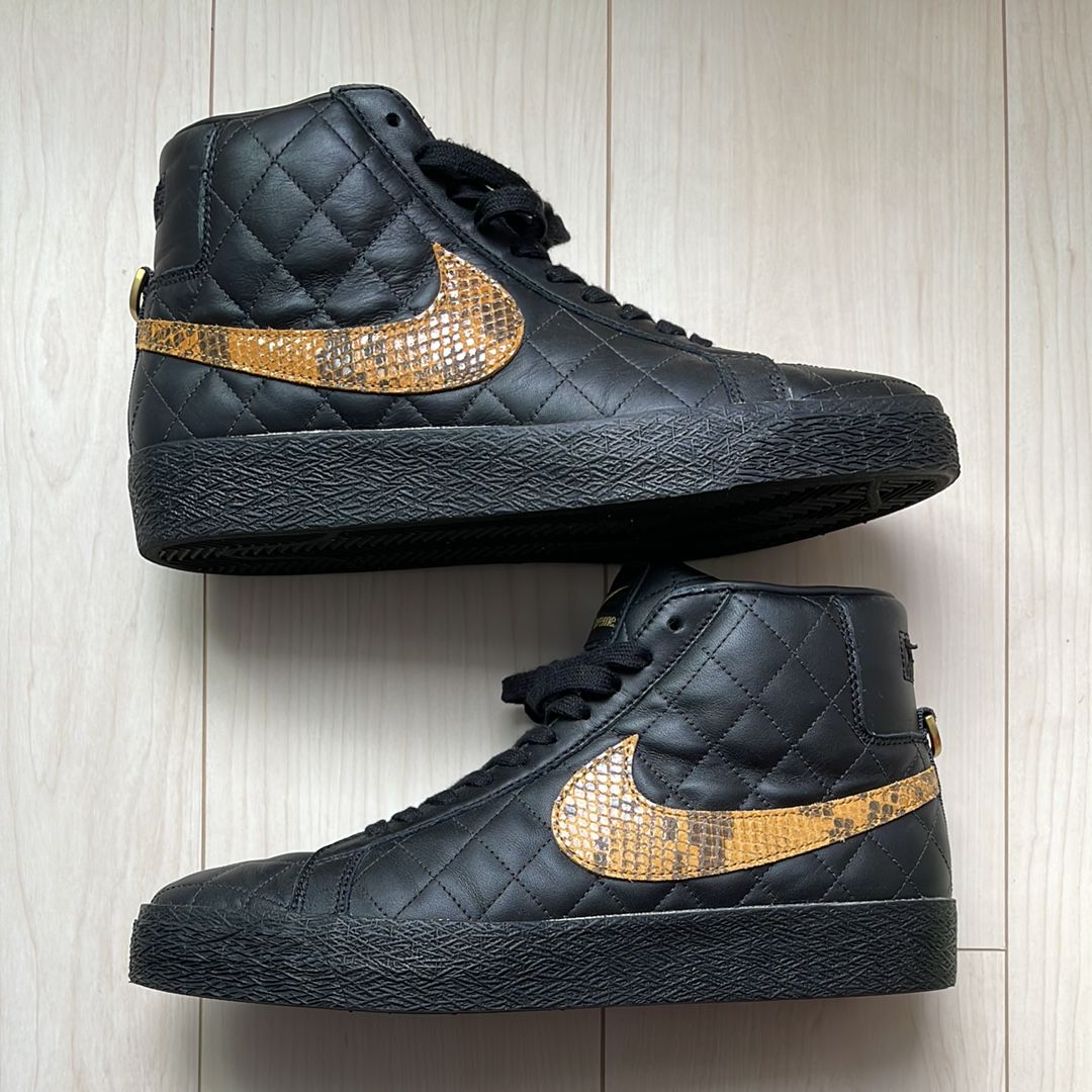 Supreme × Nike SB Blazer Mid "Black"