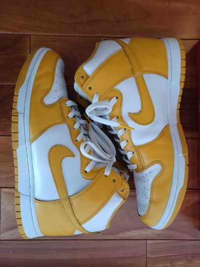 NIKE Women's DUNK HIGH "DARK SULFUR"