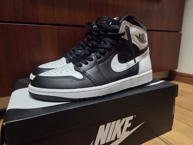 Nike Air Jordan 1 Retro High OG "Black/White"