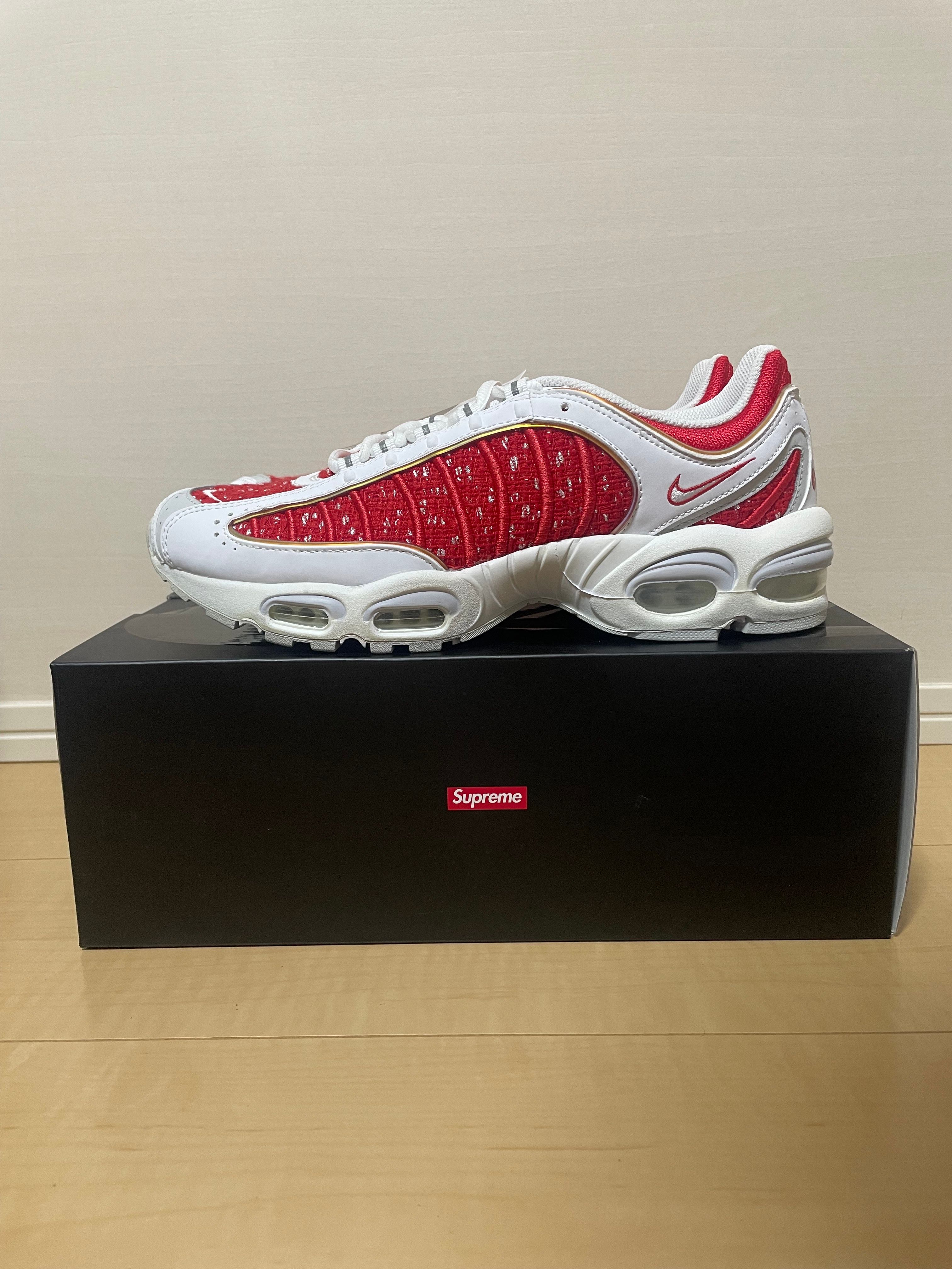 シュプリーム × ナイキ エアマックステイルウィンド4 "レッド"