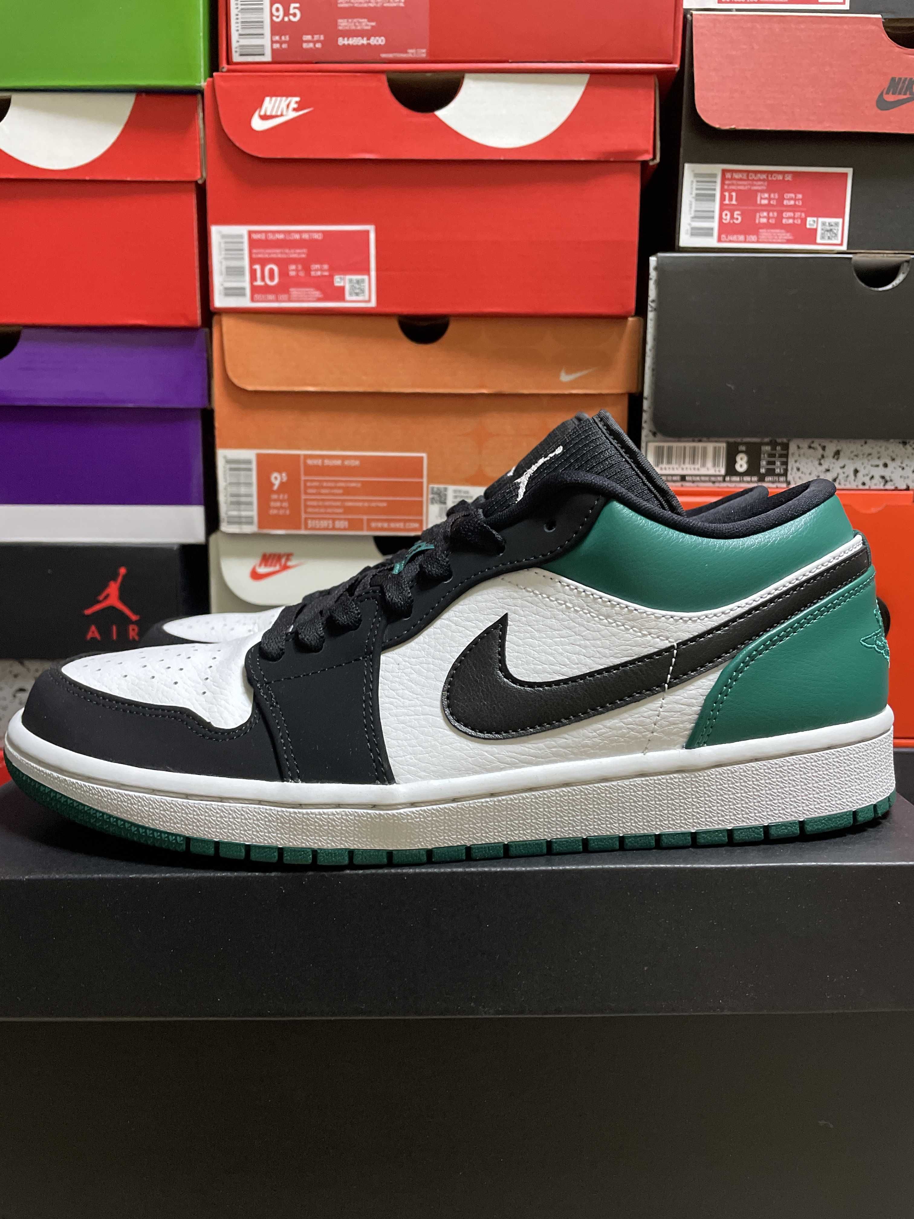Nike Air Jordan 1 Low "White Black Mystic Green"