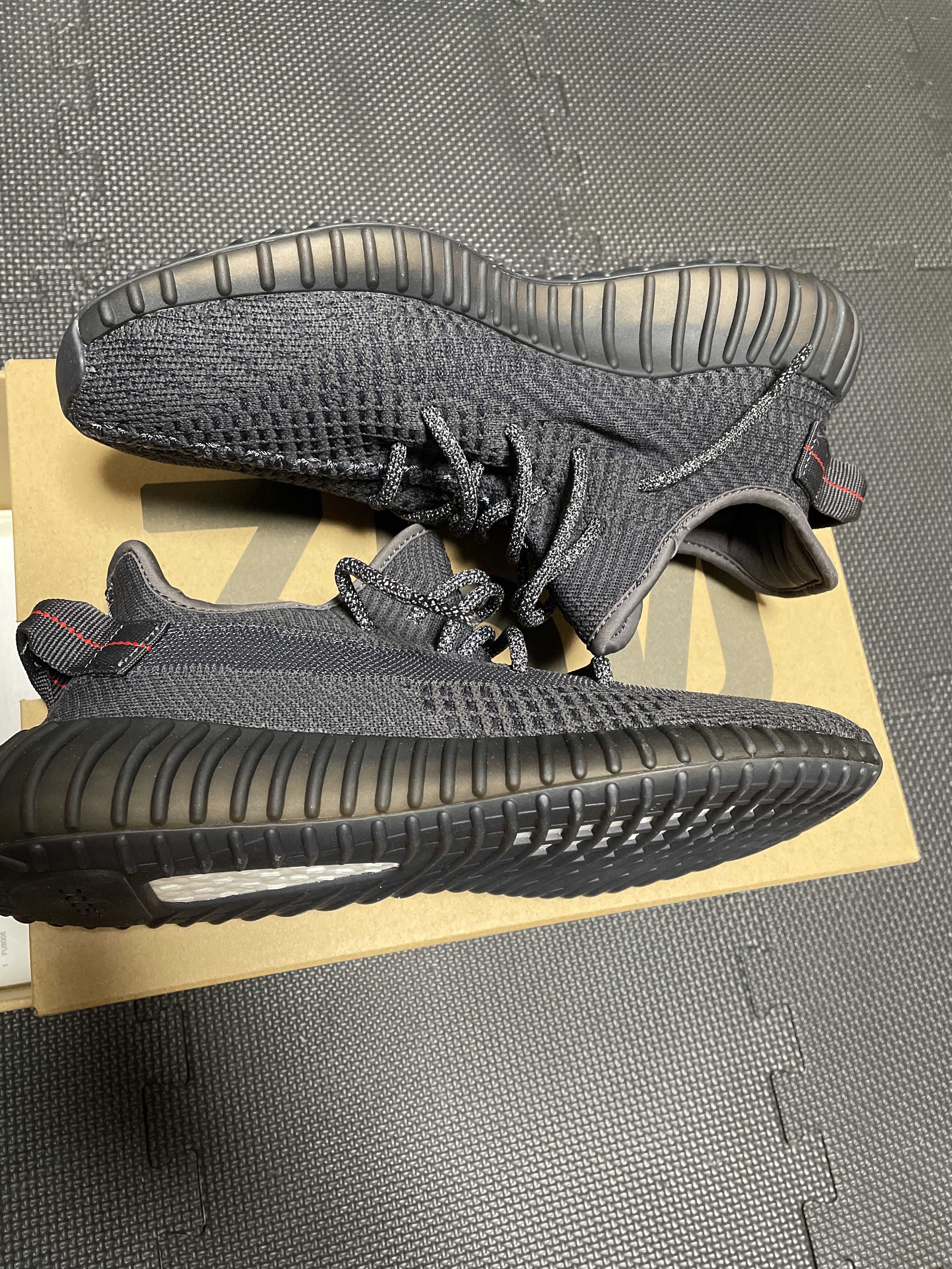 adidas YEEZY Boost 350 V2 "Black"