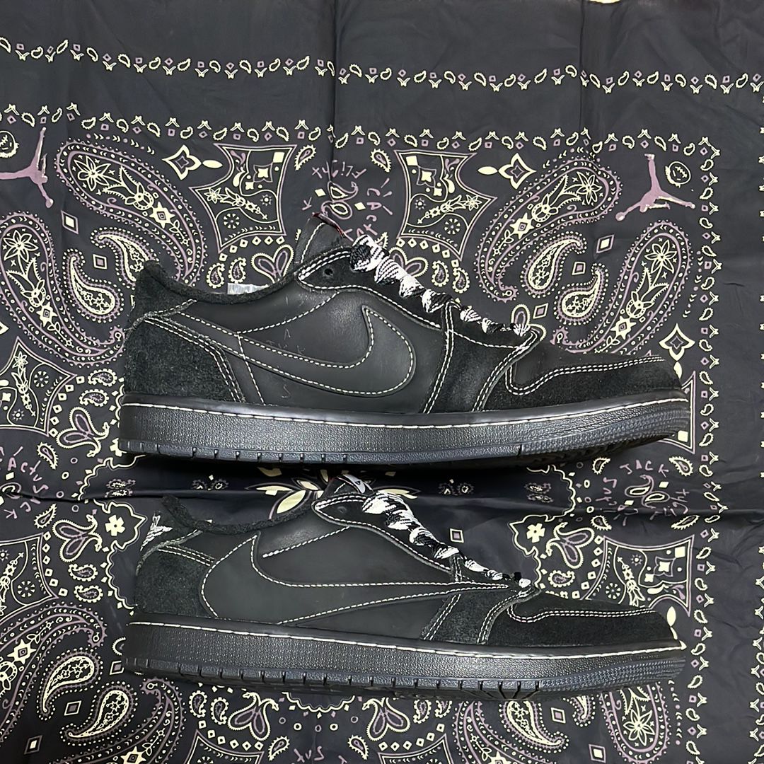 Travis Scott × Nike Air Jordan 1 Low OG SP "Black Phantom"