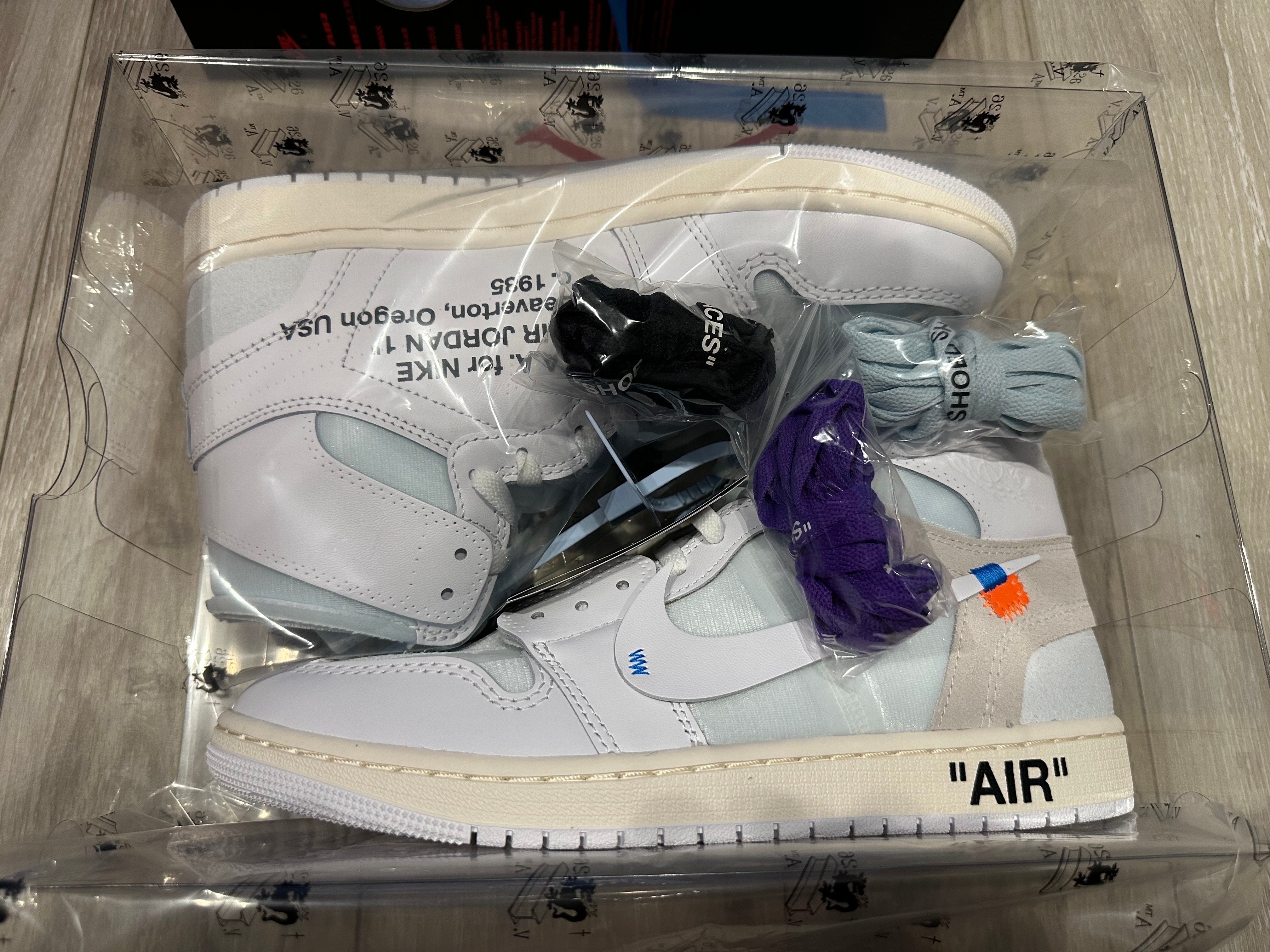 ヴァージルアブローアーカイブ (V.A.A.) × ナイキ エアジョーダン1 レトロ ハイ OG "アラスカ"