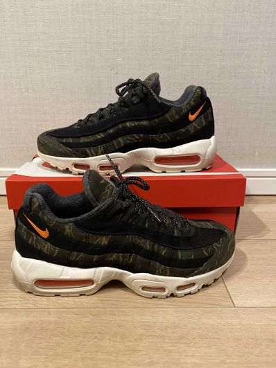 Carharte WIP × Nike Air Max 95 "Black/Sail/Total Orange"
