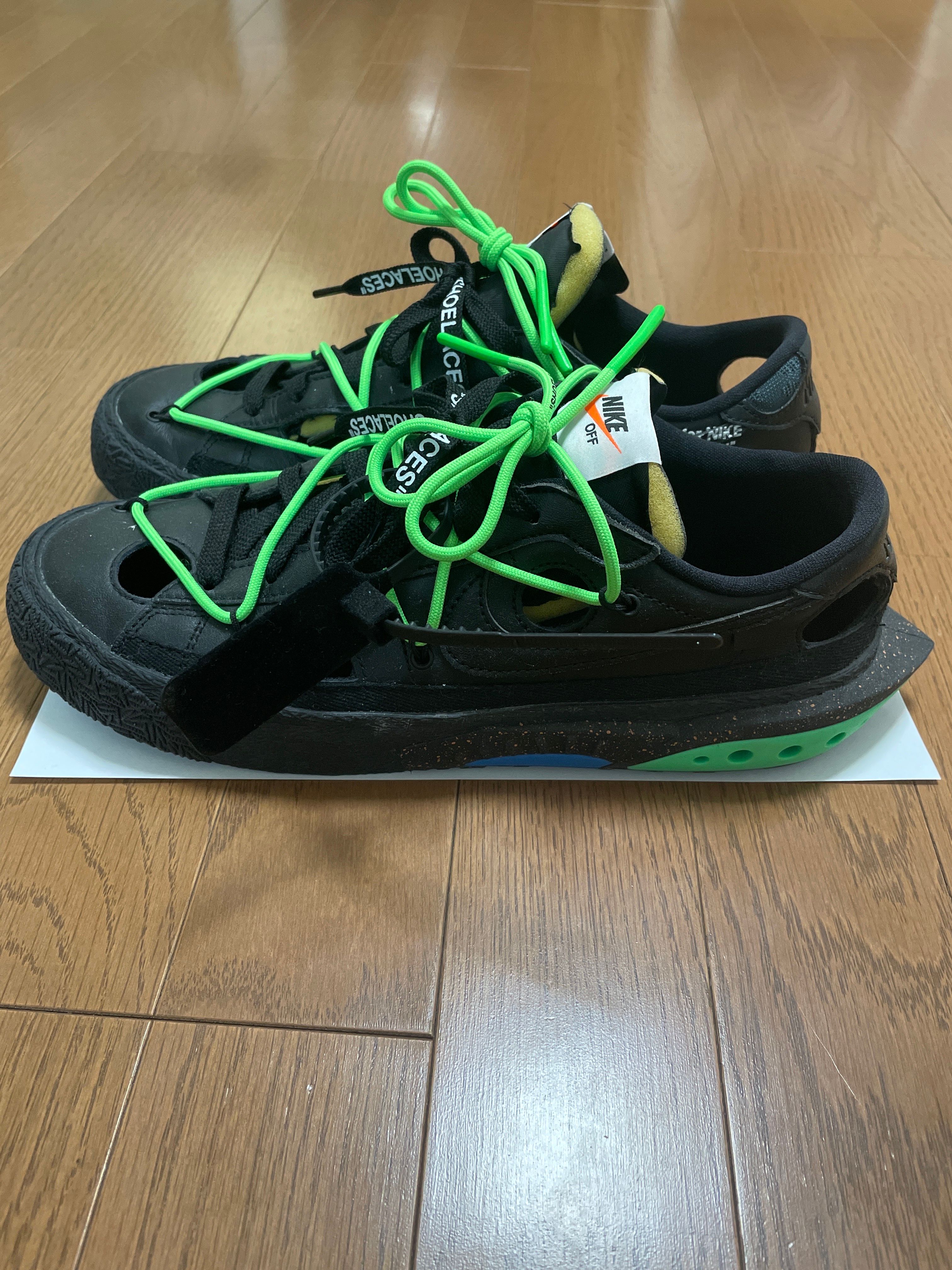 Off-White × Nike Blazer Low "Black and Electro Green"