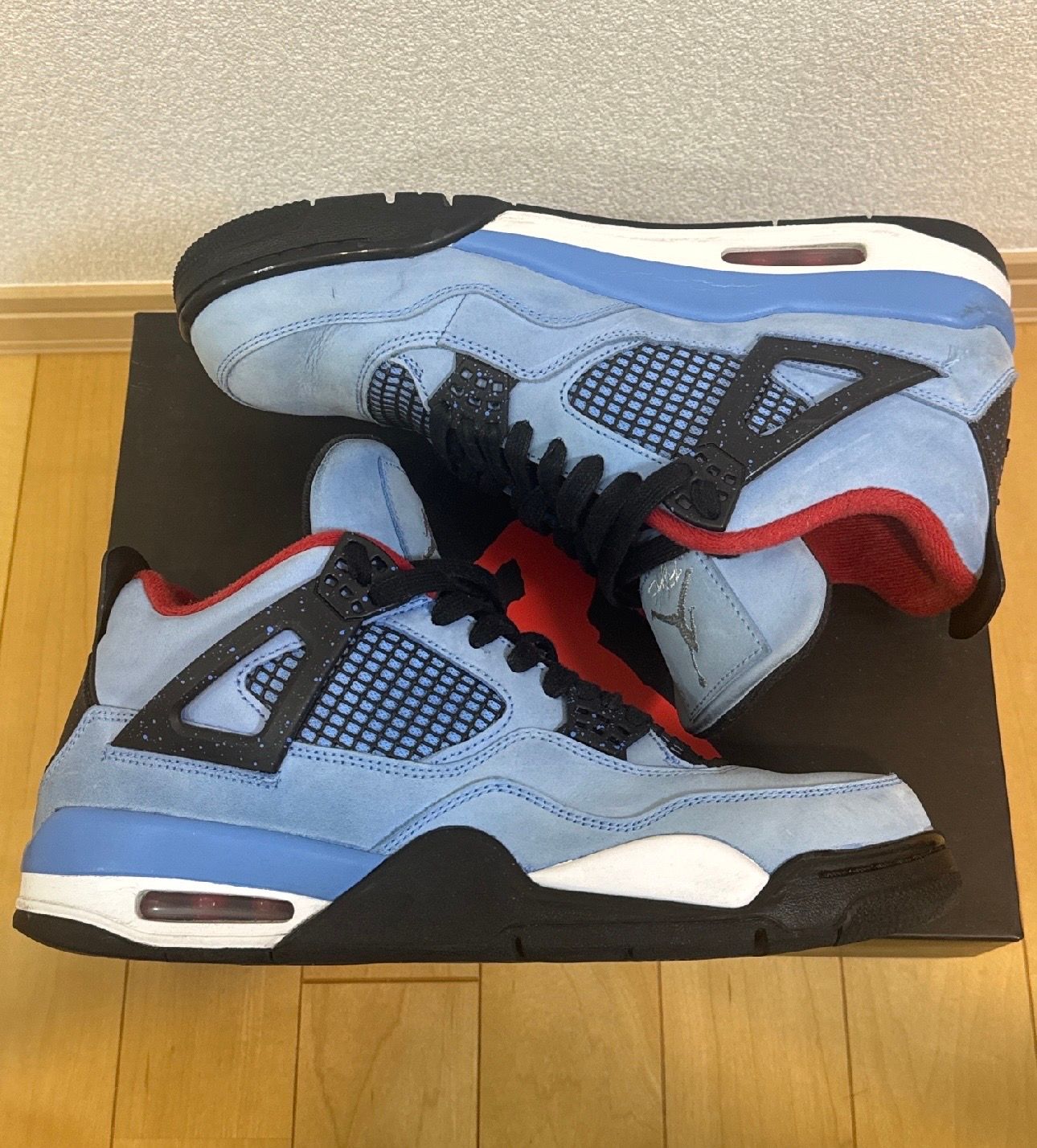 Travis Scott × Nike Air Jordan 4 Retro Cactus Jack "University Blue"