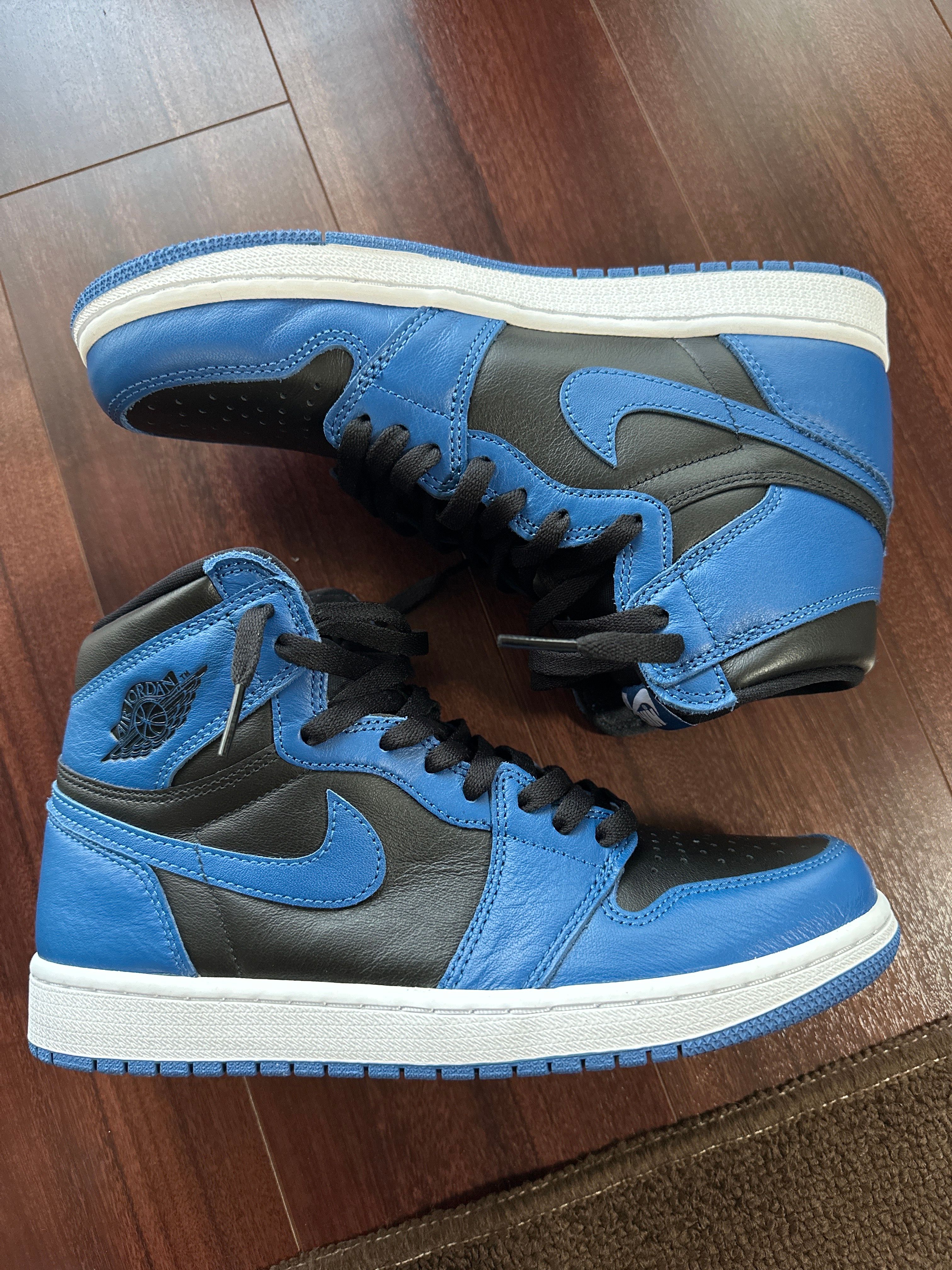 Nike Air Jordan 1 Retro High OG "Dark Marina Blue"